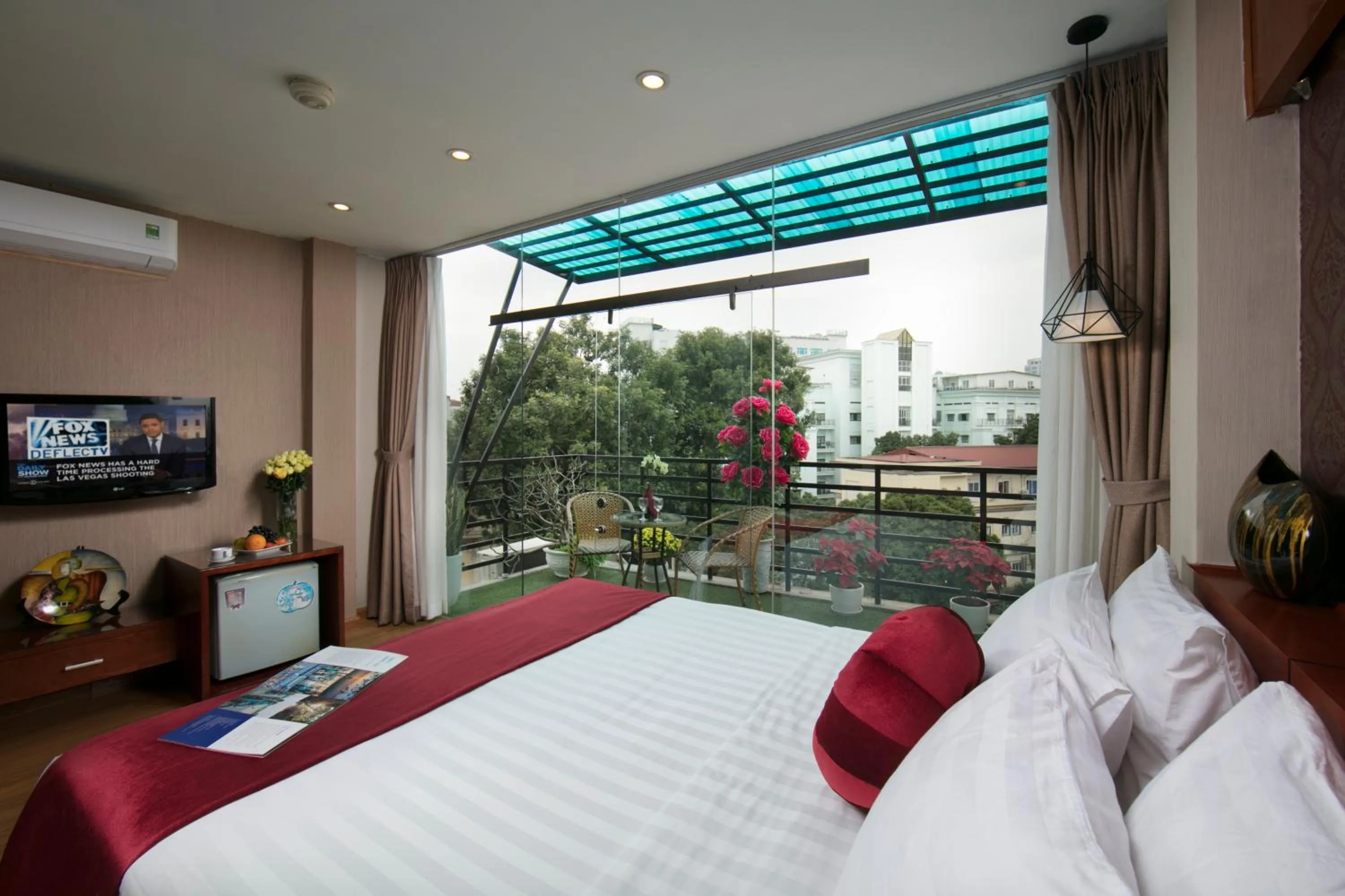 View (from property/room), Bed in Hanoi Lotus Boutique Hotel