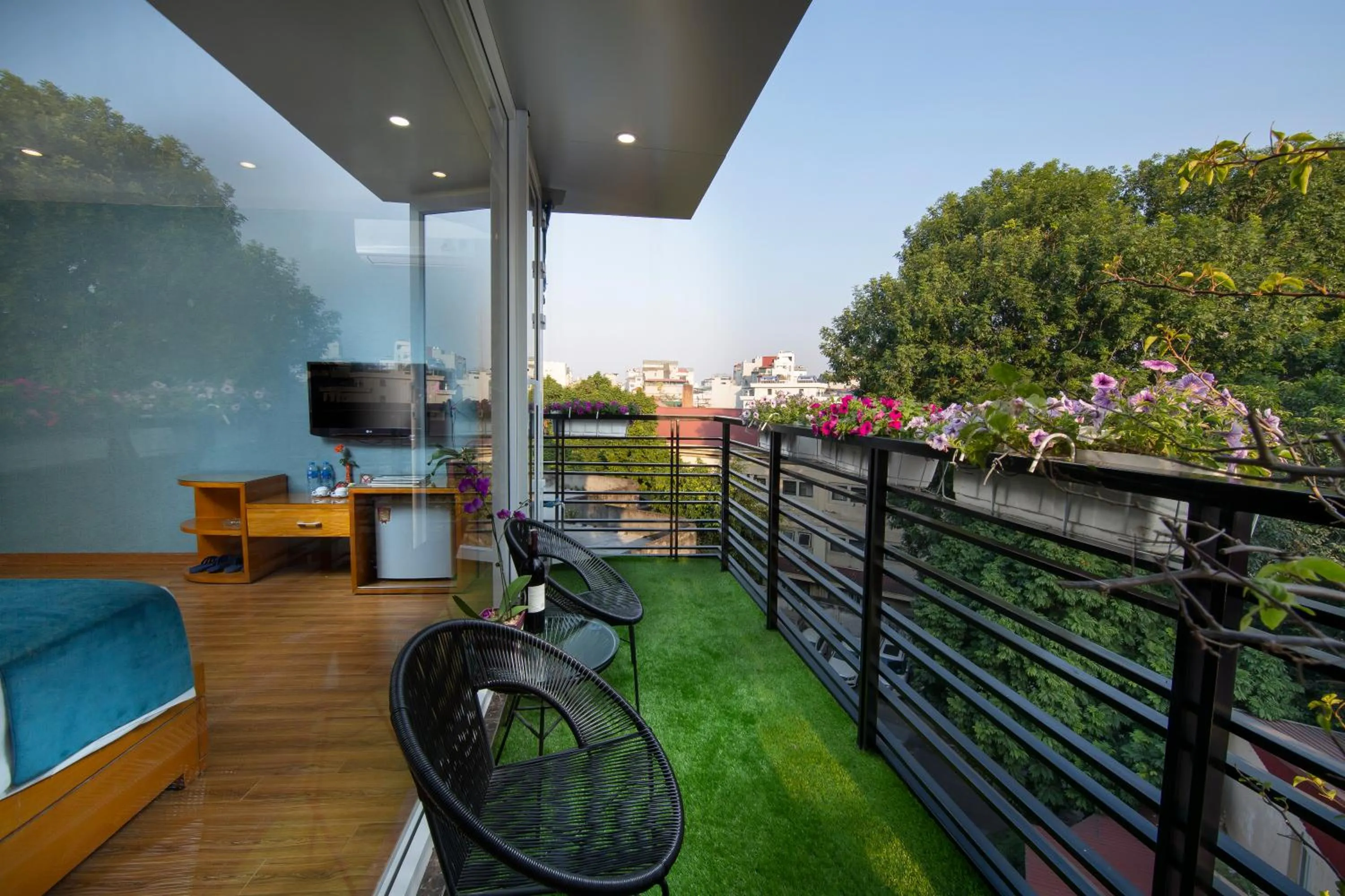 Balcony/Terrace in Hanoi Lotus Boutique Hotel