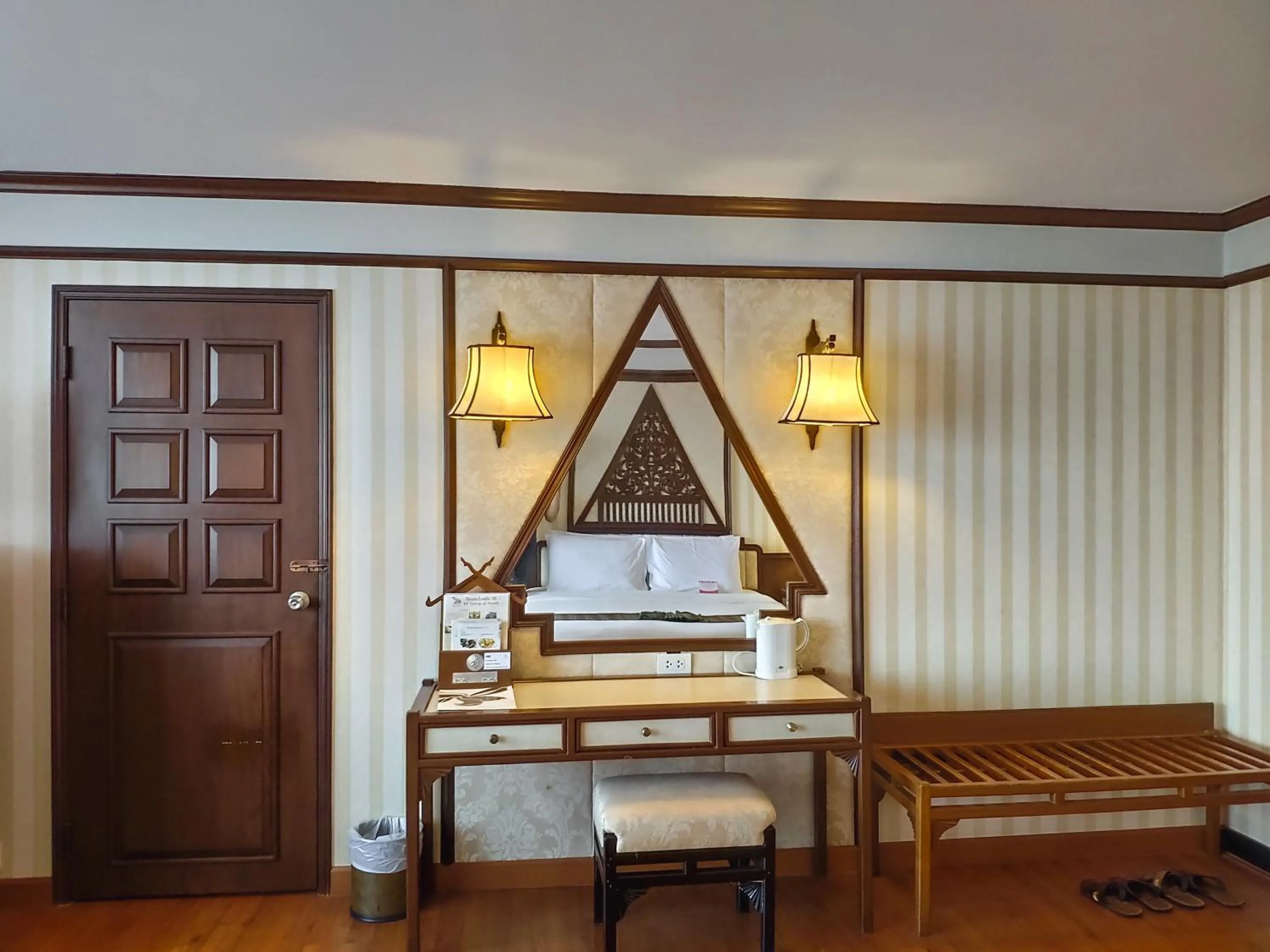 Bed in Chiang Mai Orchid Hotel