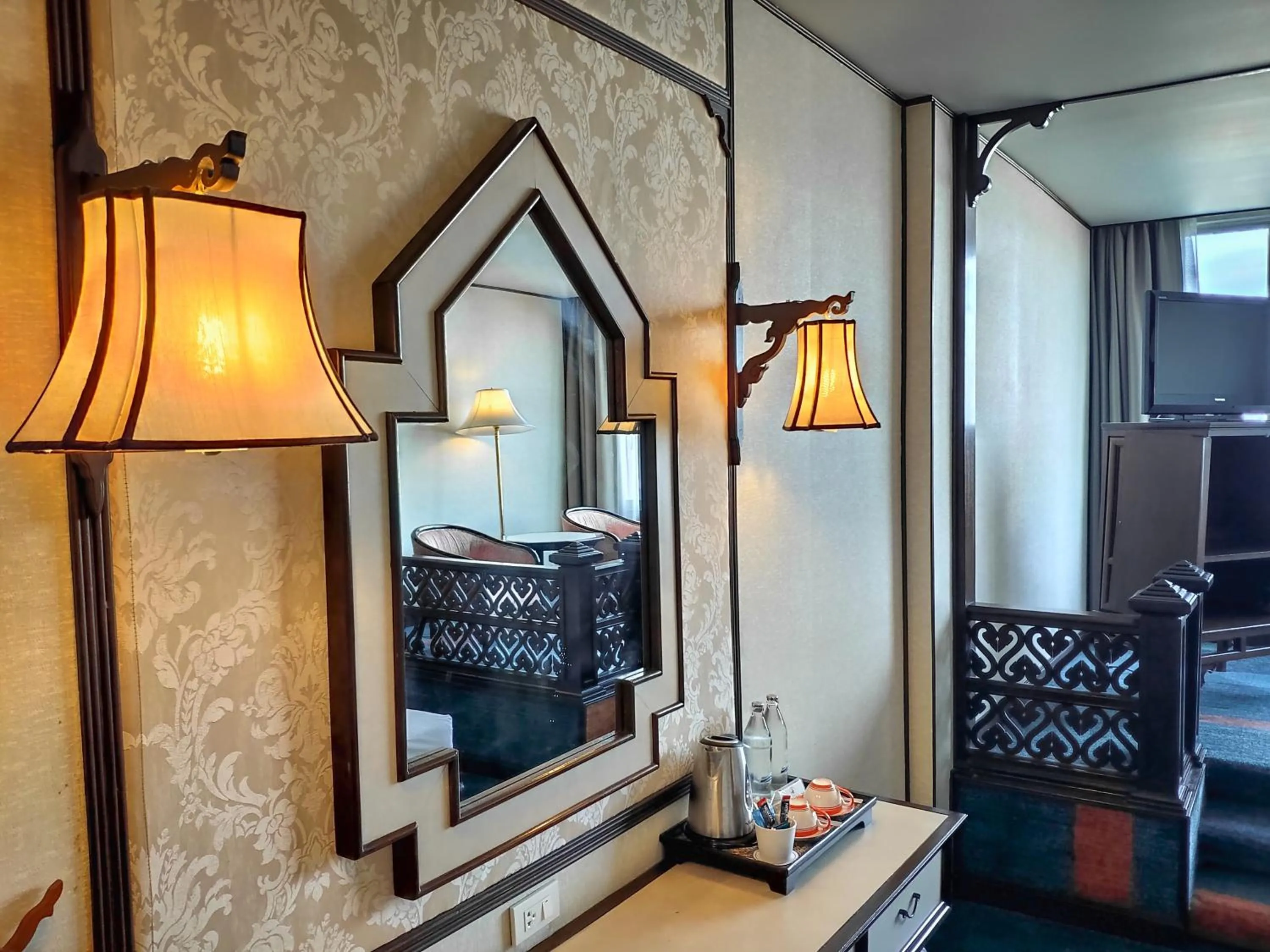 Seating area in Chiang Mai Orchid Hotel