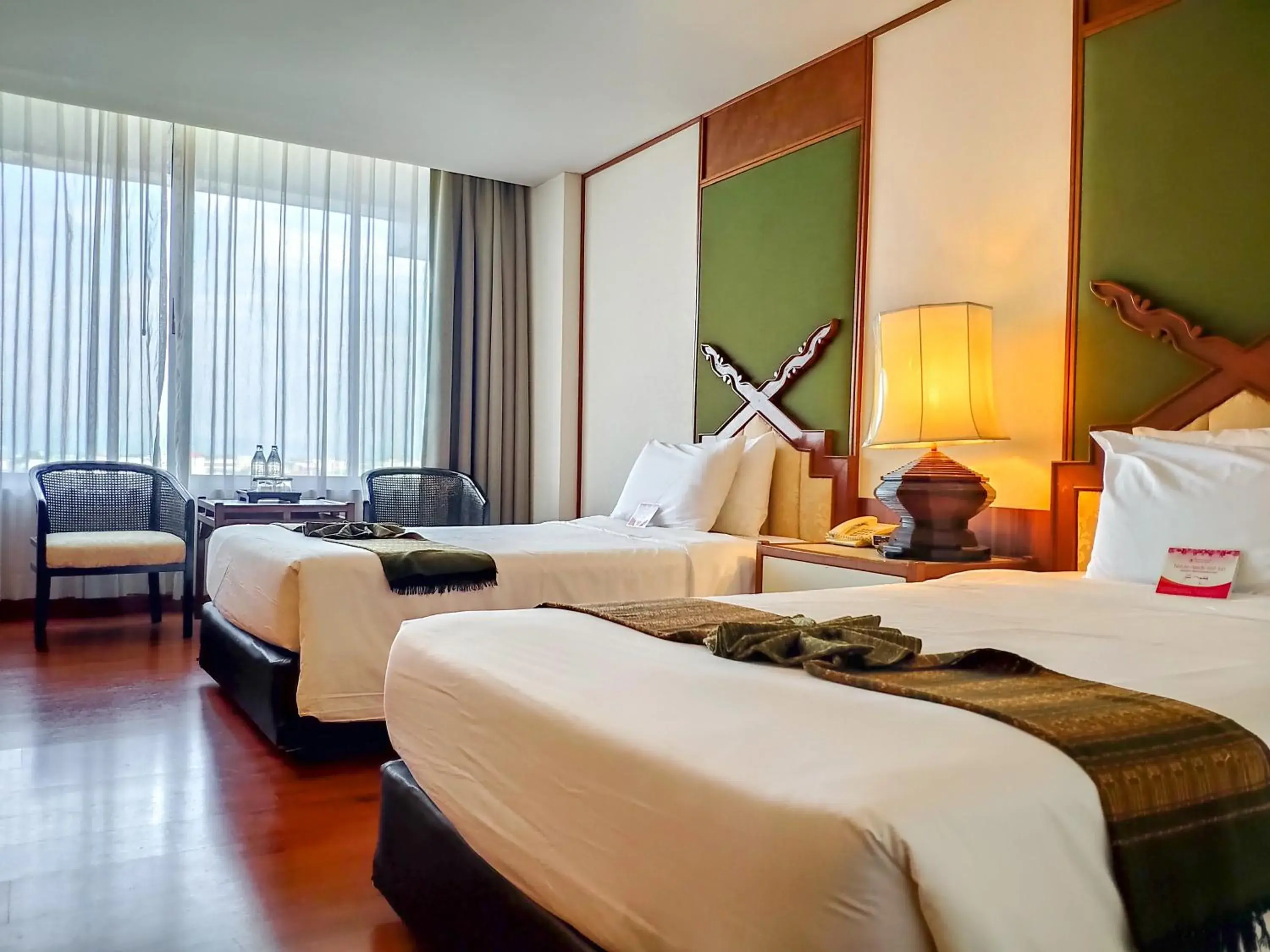 Deluxe Twin Room in Chiang Mai Orchid Hotel Deluxe Twin Room in Chiang Mai Orchid Hotel