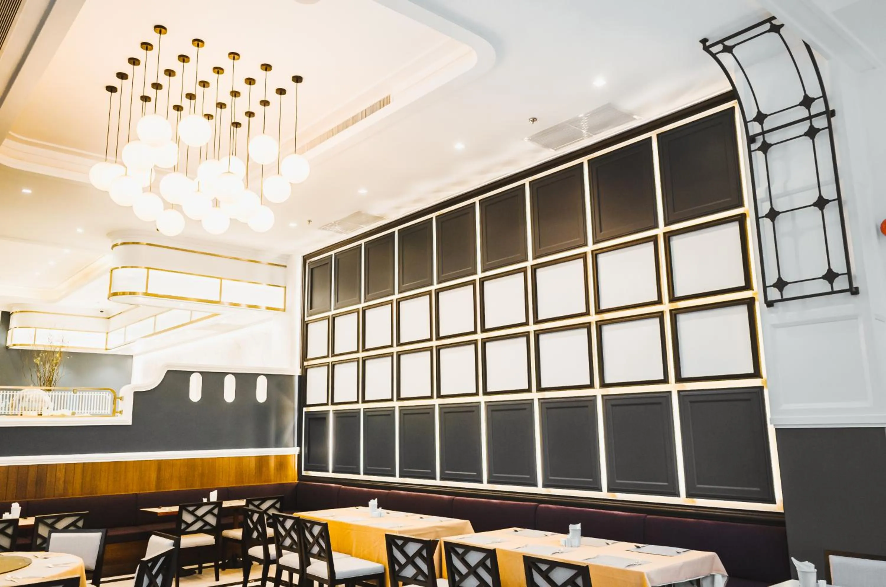 Restaurant/places to eat in Chiang Mai Orchid Hotel