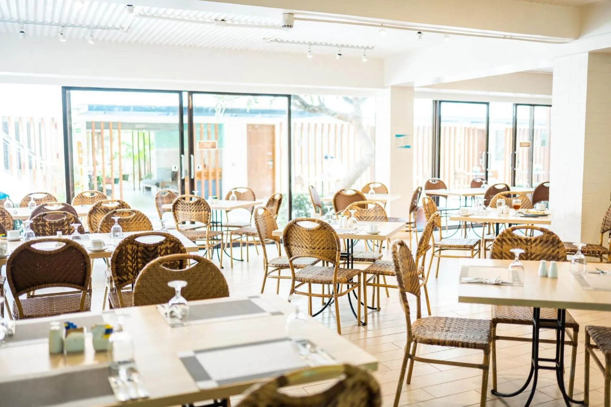 Restaurant/places to eat in Patio Pacific Resort