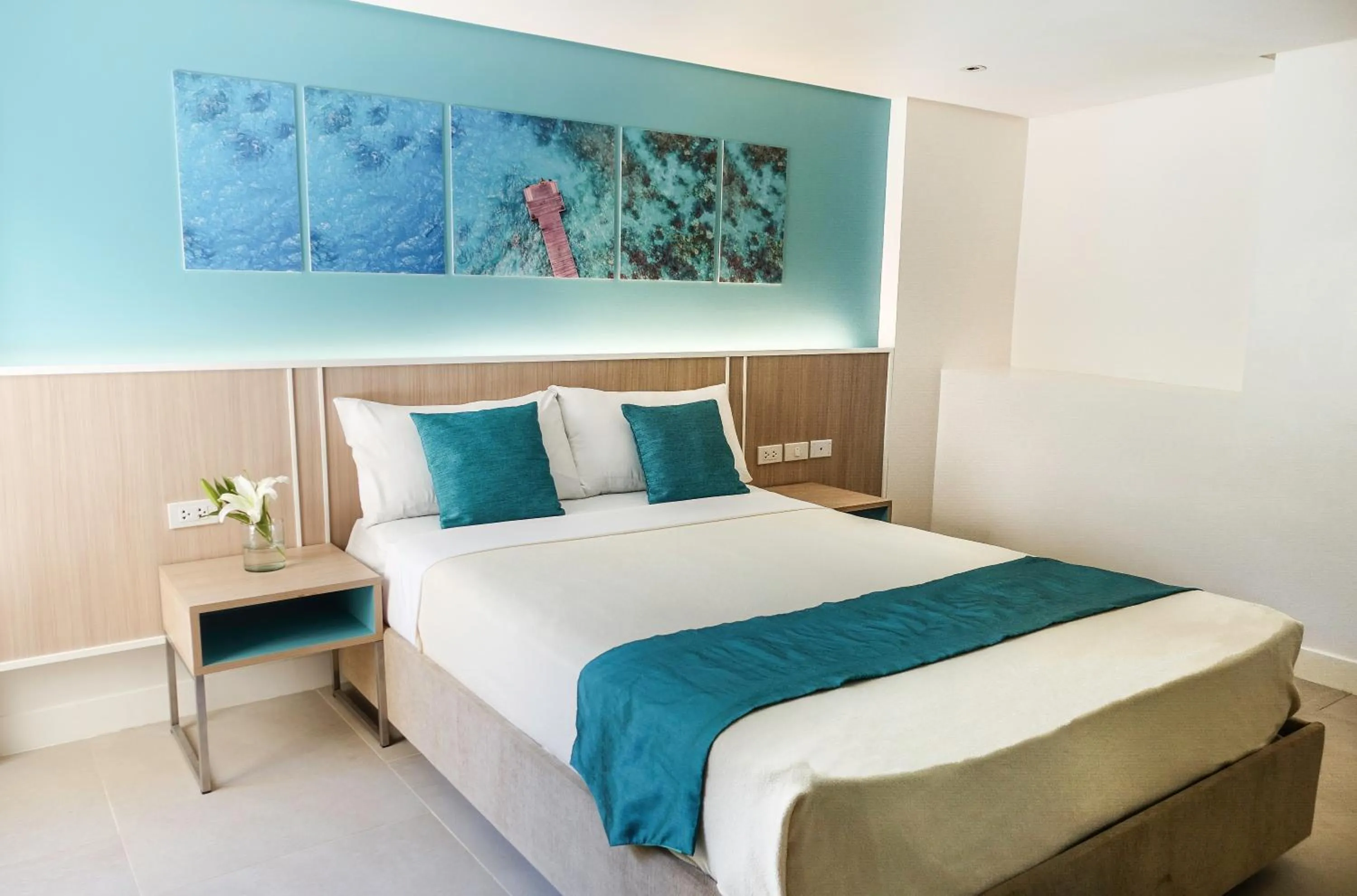 Bed in Patio Pacific Resort