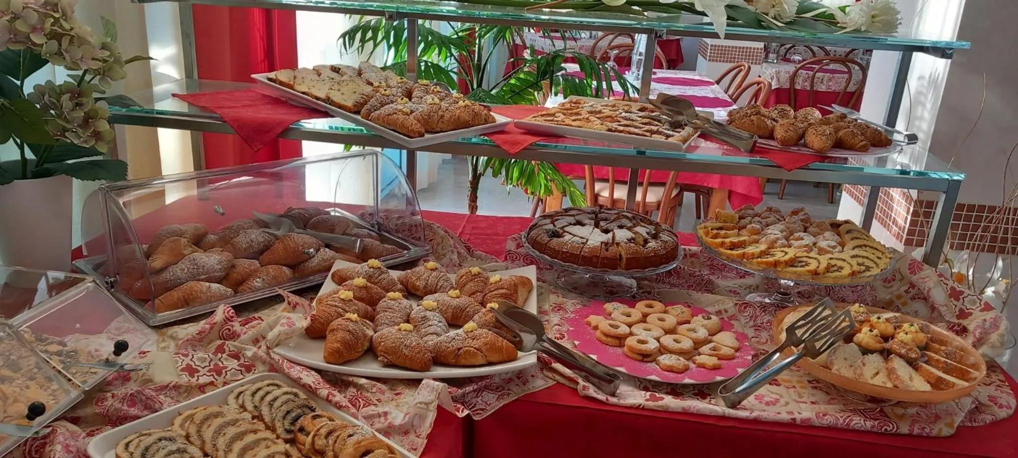 Breakfast in Hotel Seven