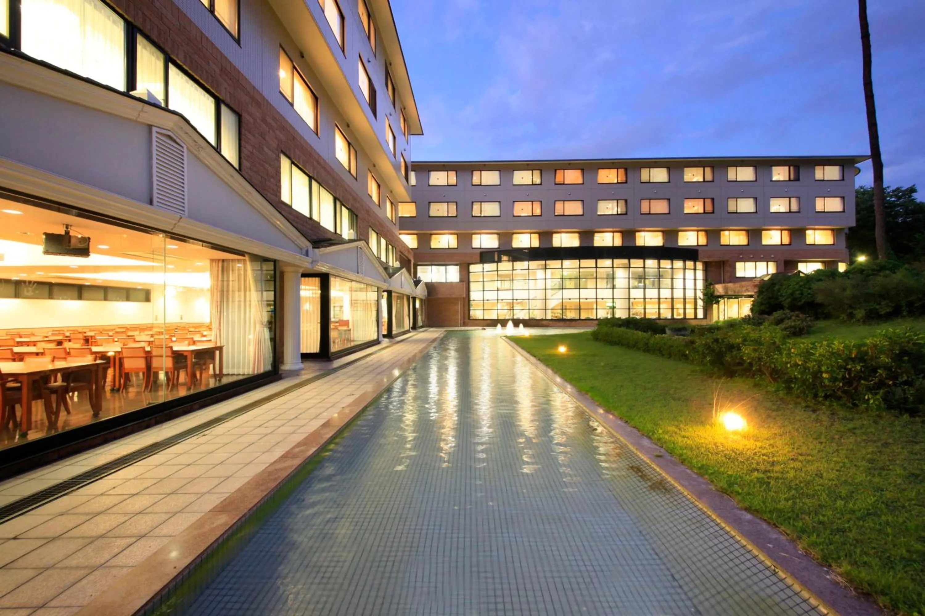 Property building in Evergreen-Fuji