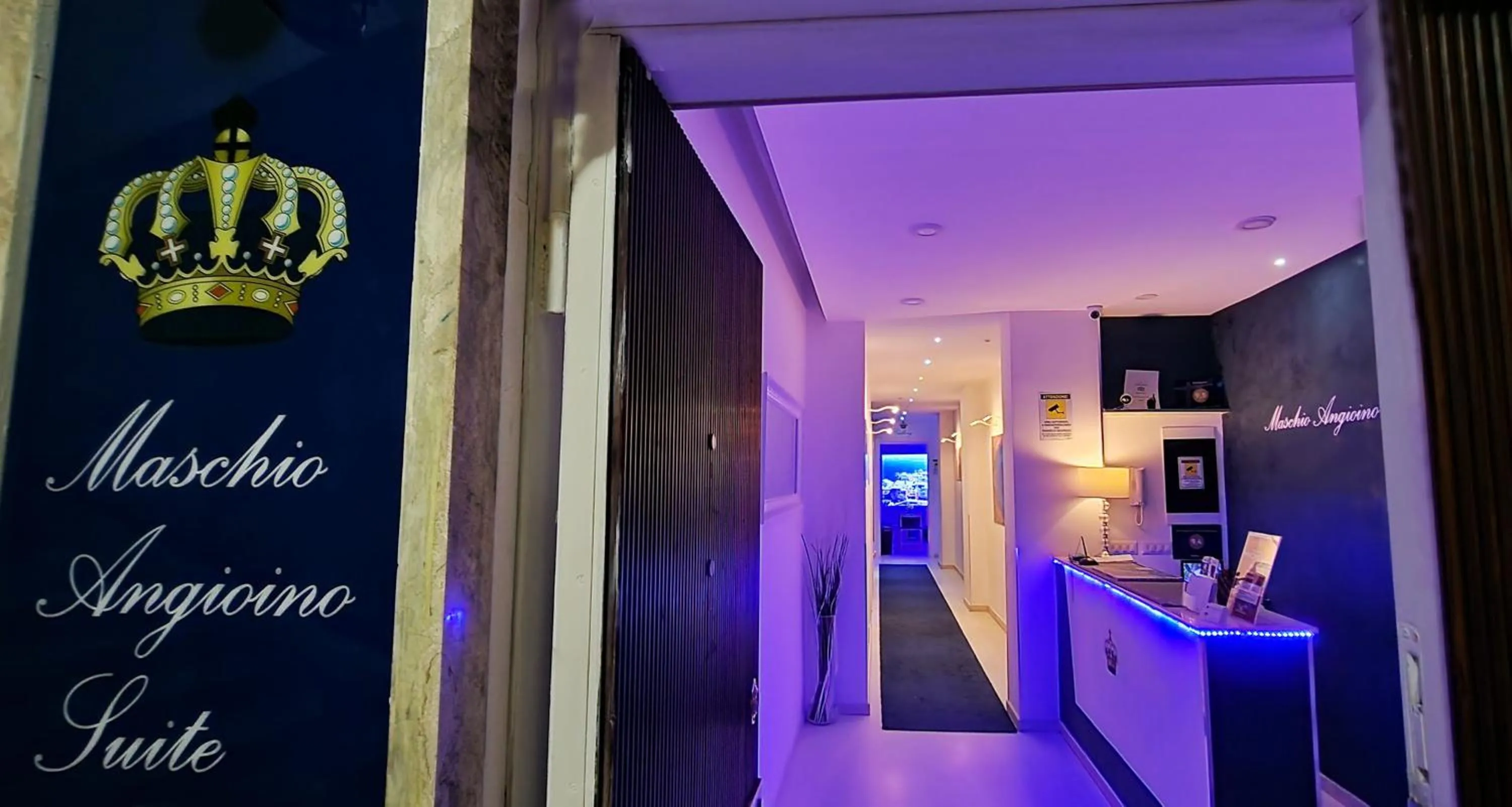 Property logo or sign in Maschio Angioino Suite