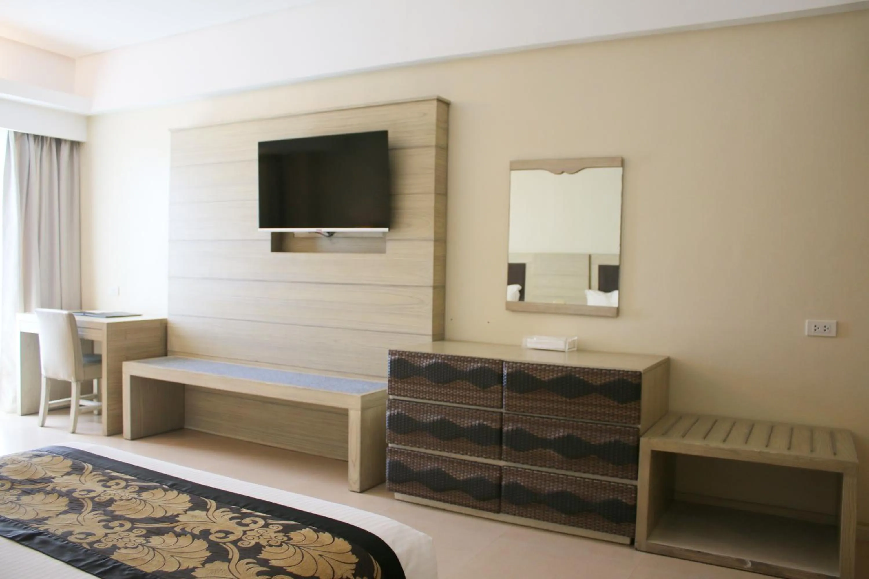 The Muse Beach Front Hotel Boracay