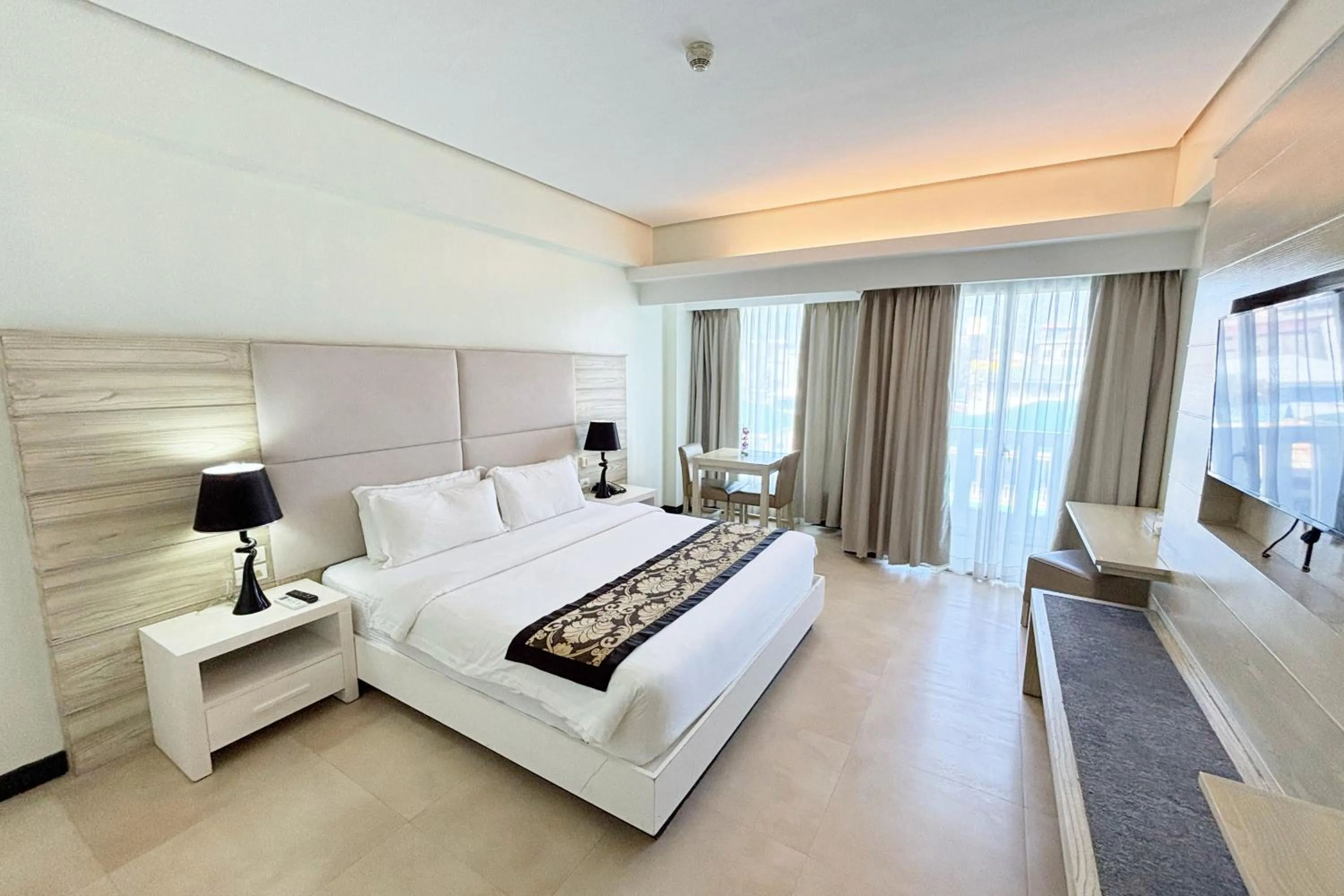 Bed in The Muse Beach Front Hotel Boracay