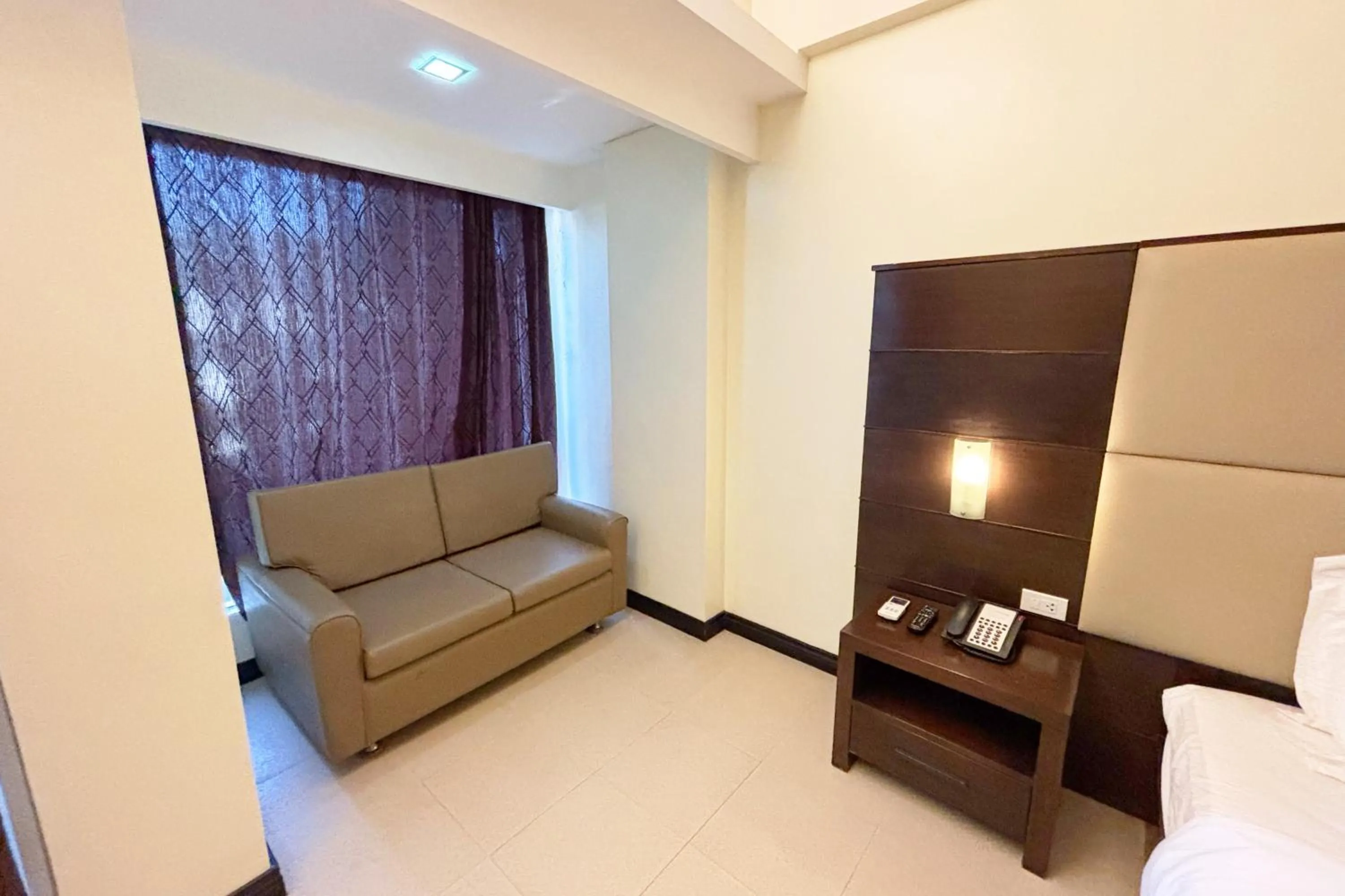 Bed in The Muse Beach Front Hotel Boracay