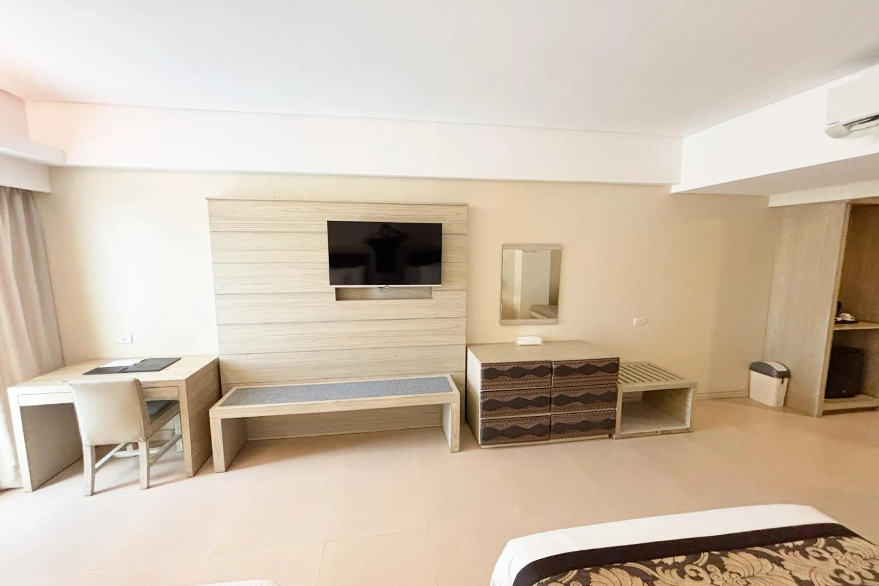 The Muse Beach Front Hotel Boracay