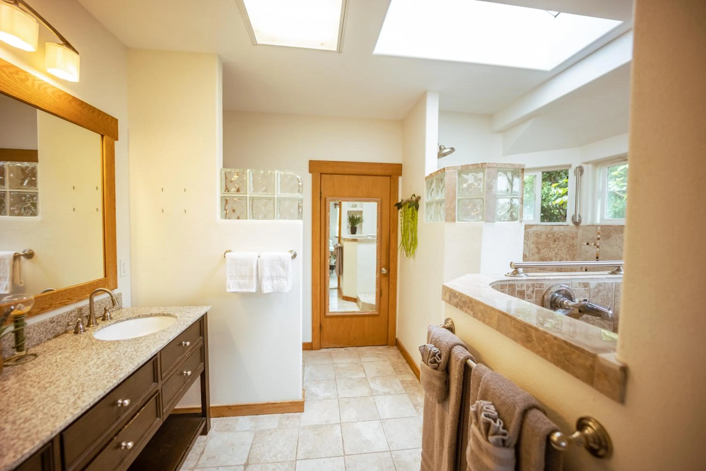 Bathroom in Hilo Vacation Rental