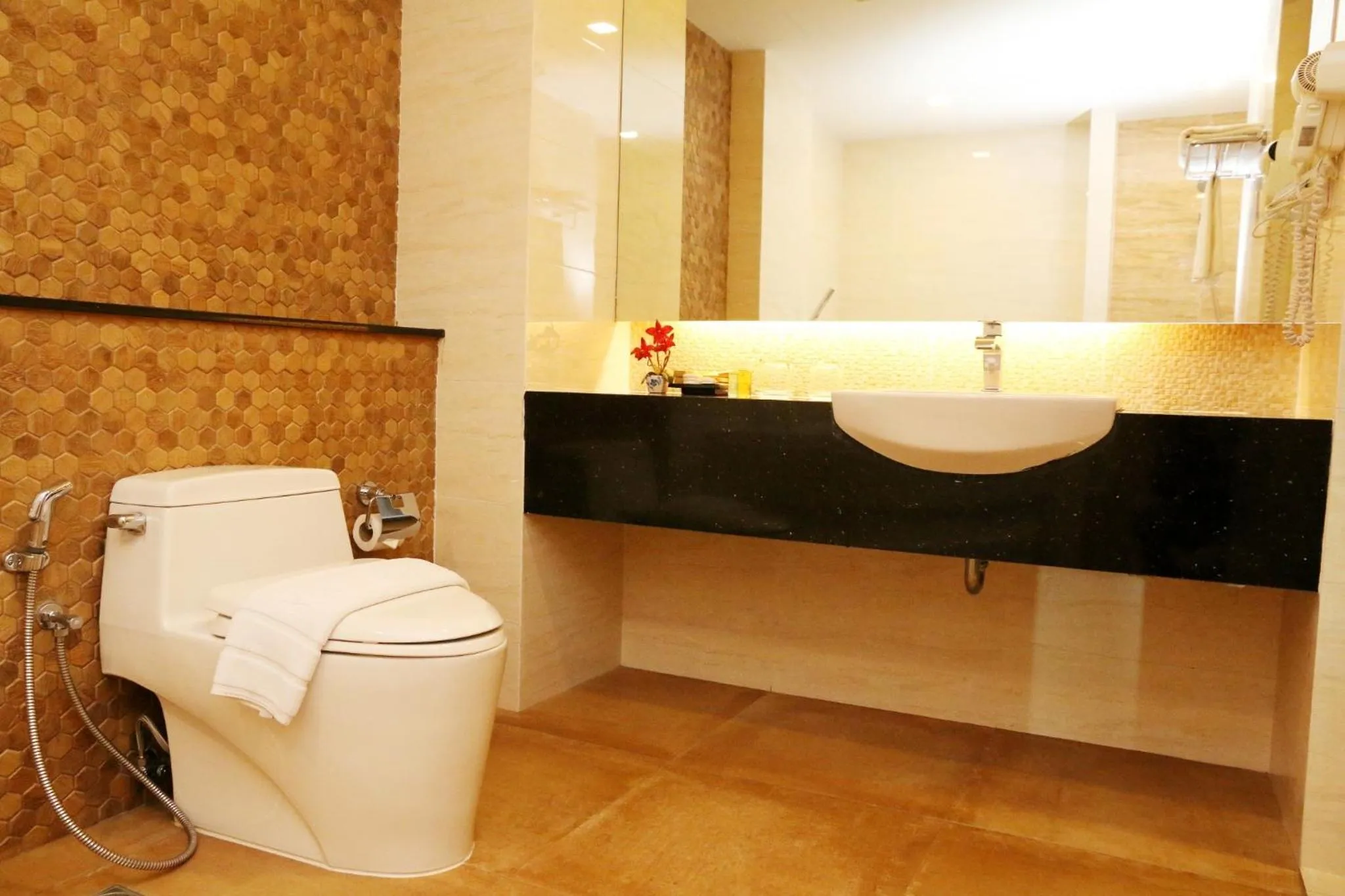 Toilet in Crystal Palace Luxury Hotel Pattaya