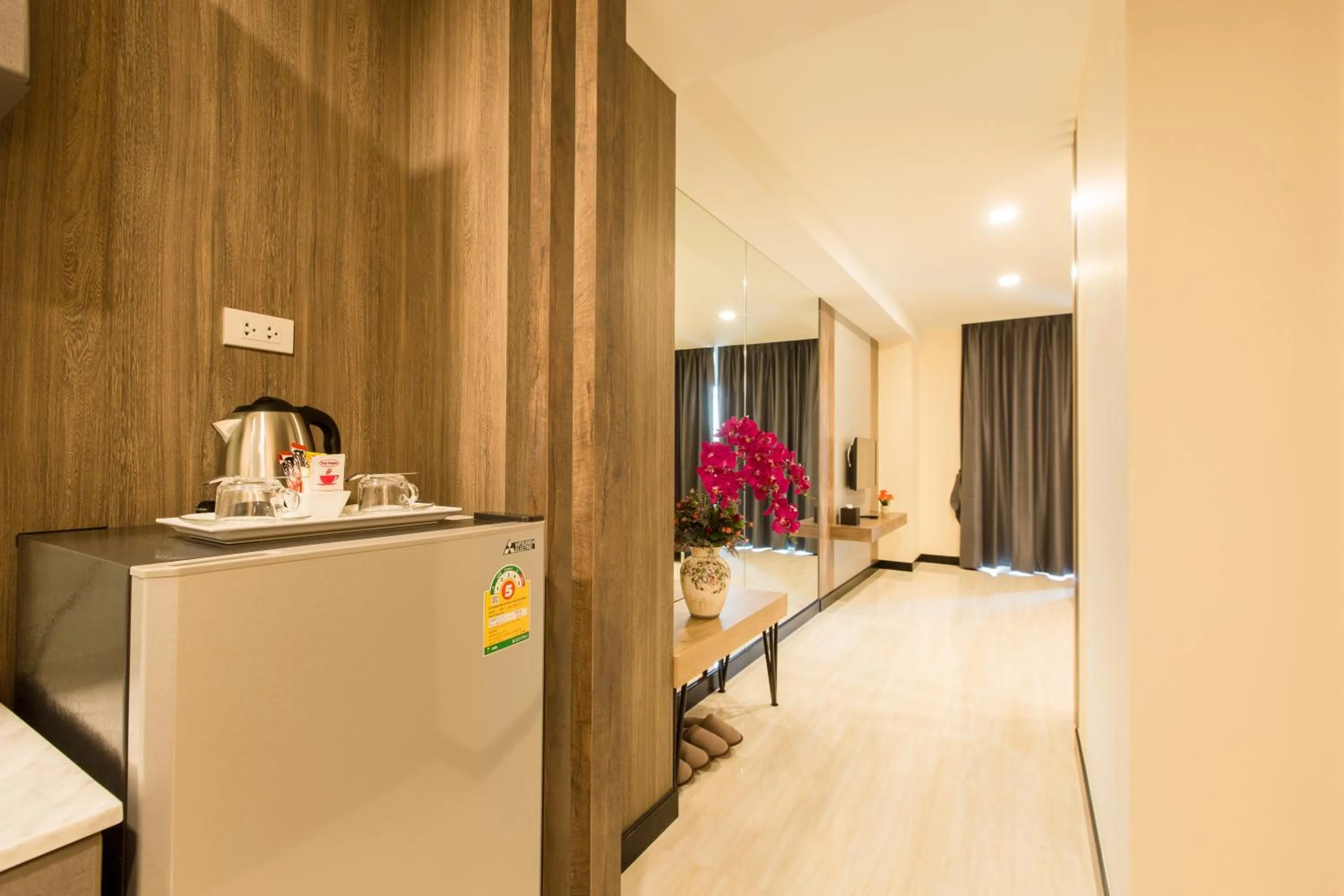 Photo of the whole room in Crystal Palace Luxury Hotel Pattaya