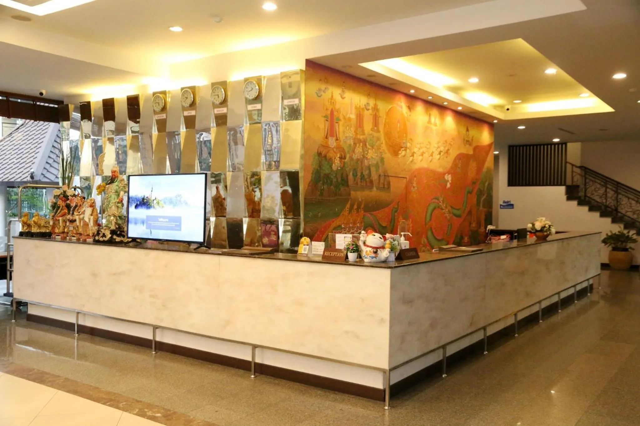 Lobby or reception in Crystal Palace Luxury Hotel Pattaya