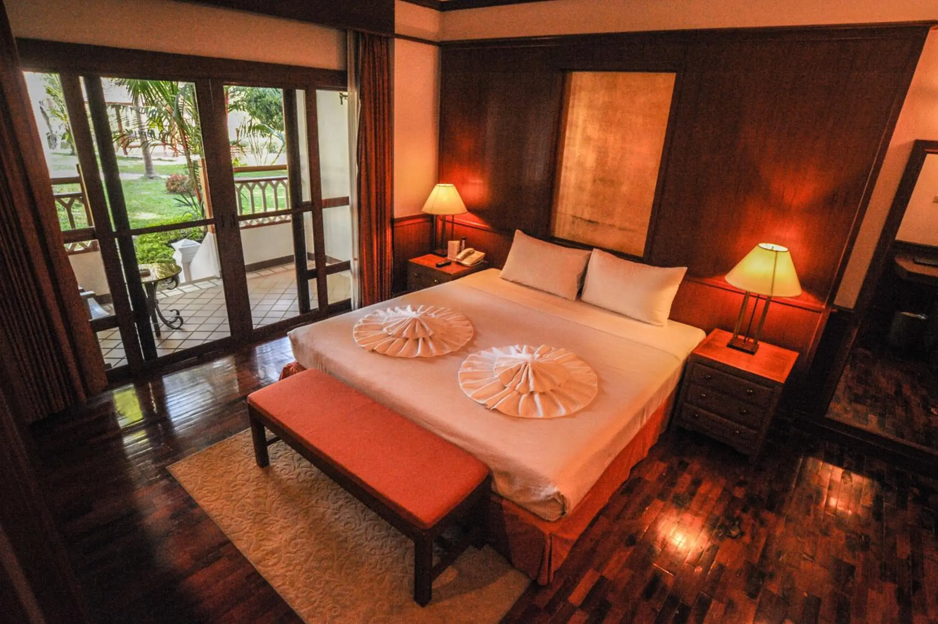 Royal Suite in Suan Bua Hotel & Resort Royal Suite in Suan Bua Hotel & Resort