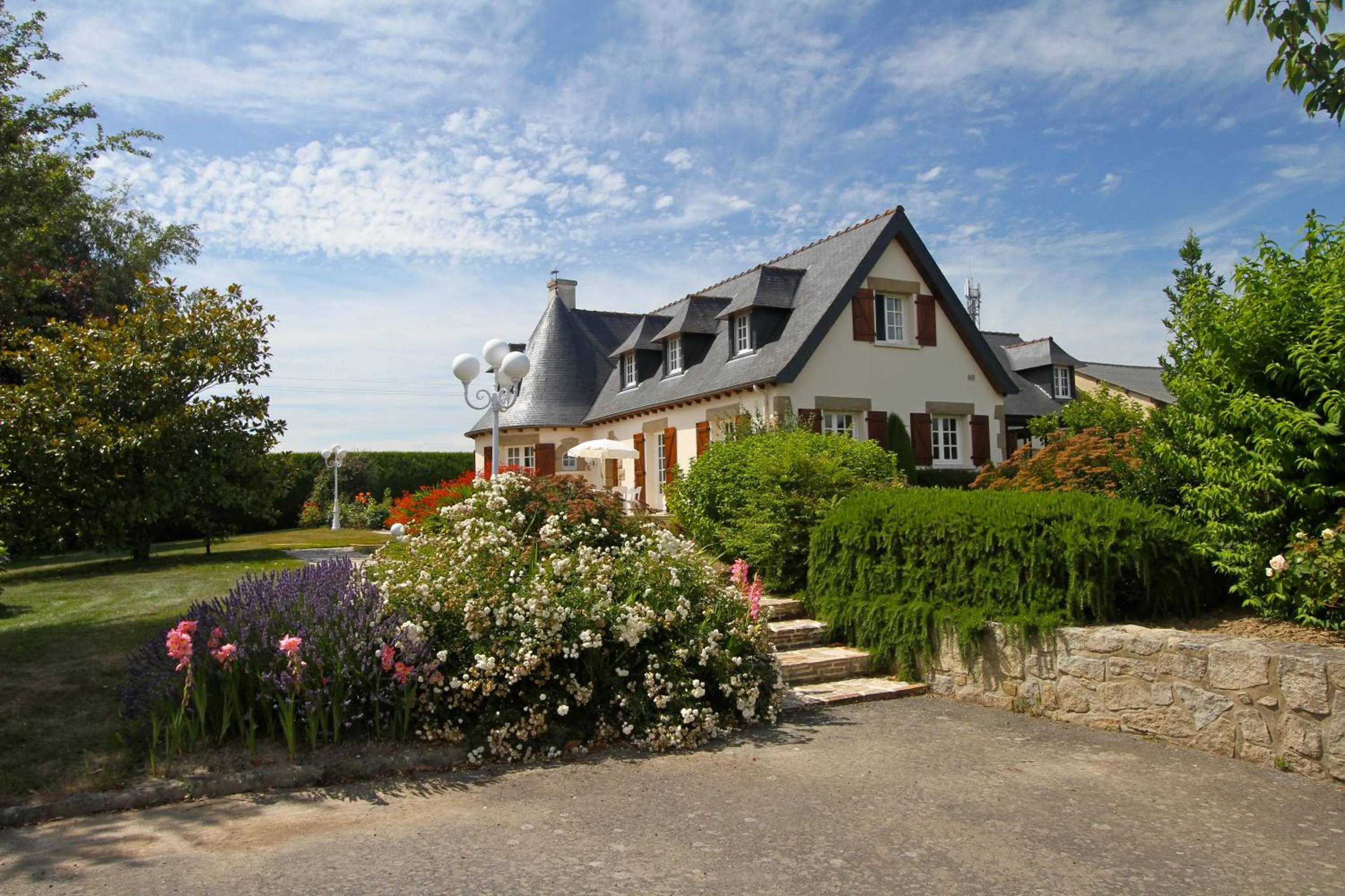 Photo of the whole room in Hotel Spa La Malouinière Des Longchamps - Saint-Malo