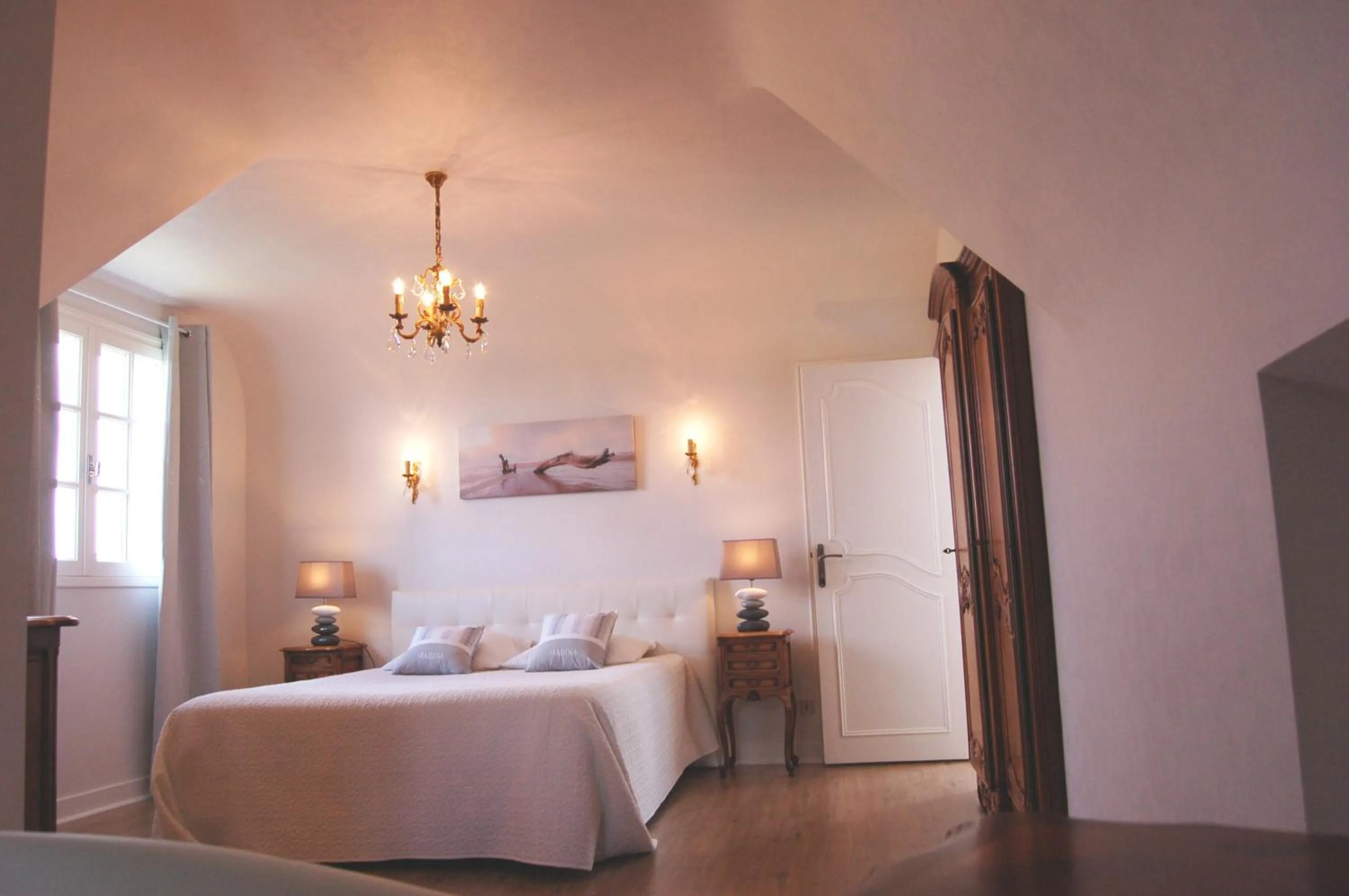 Bedroom, Bed in Hotel Spa La Malouinière Des Longchamps - Saint-Malo