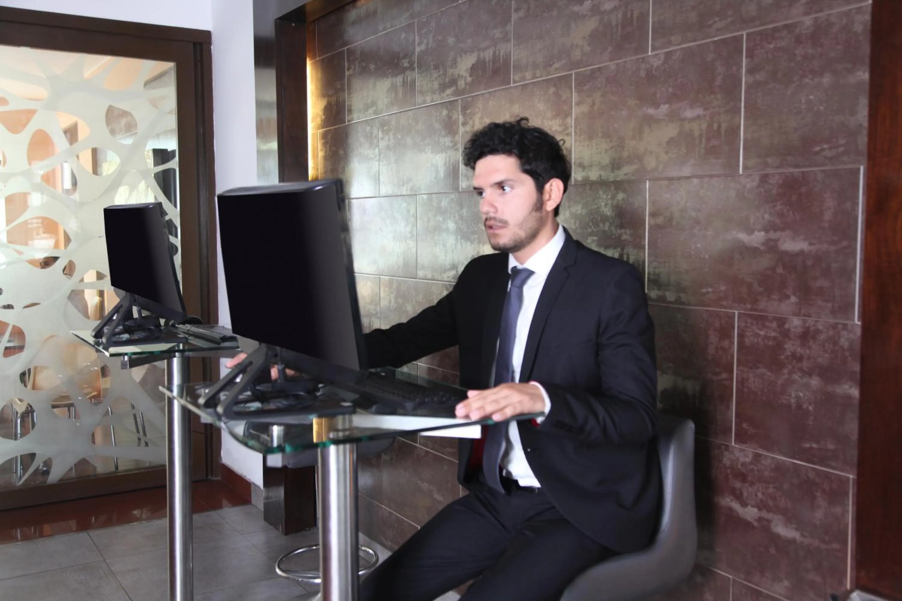 Business facilities in Hotel Rivera Inn