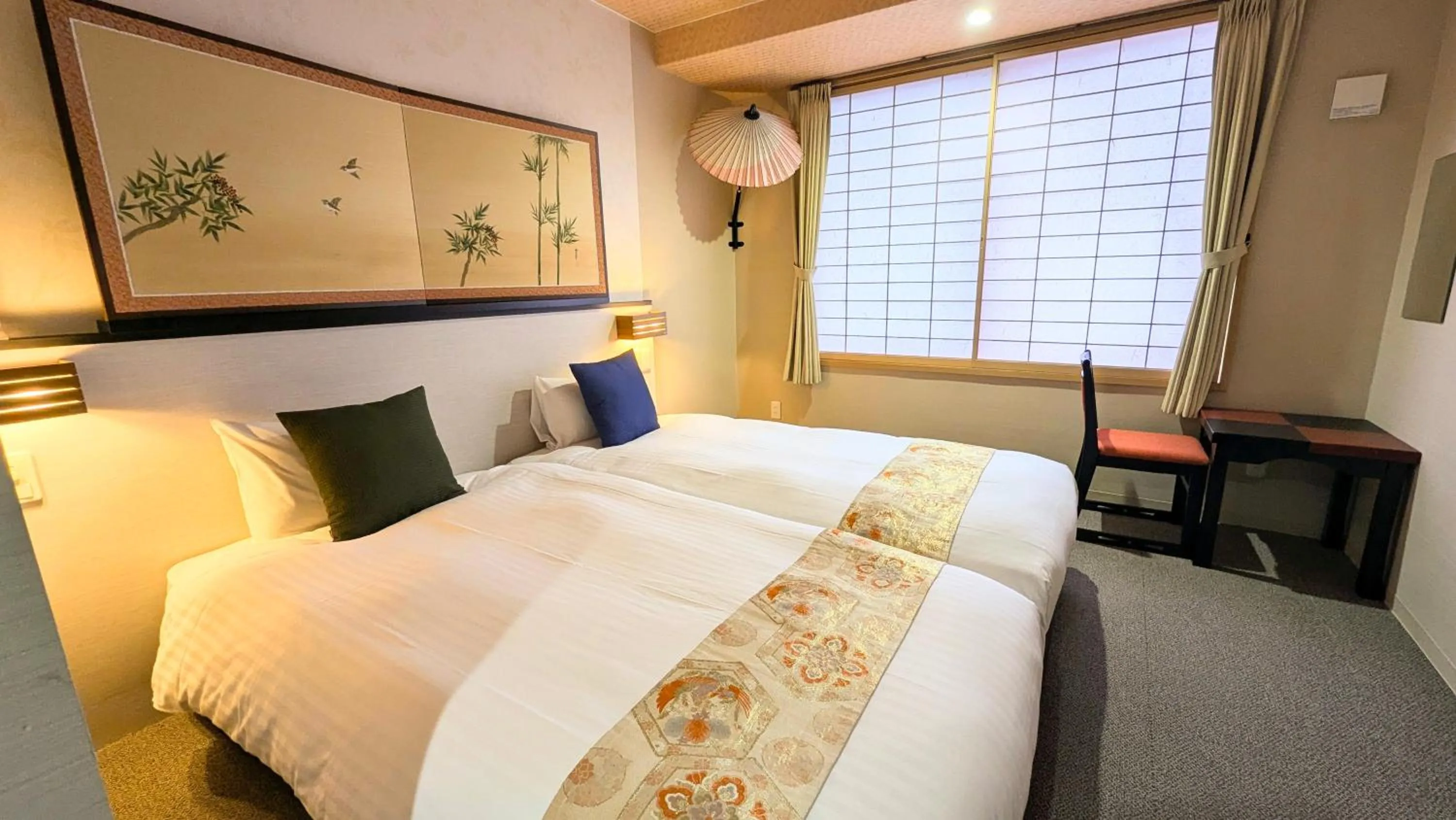 Bed in Kyoto Inn Gion