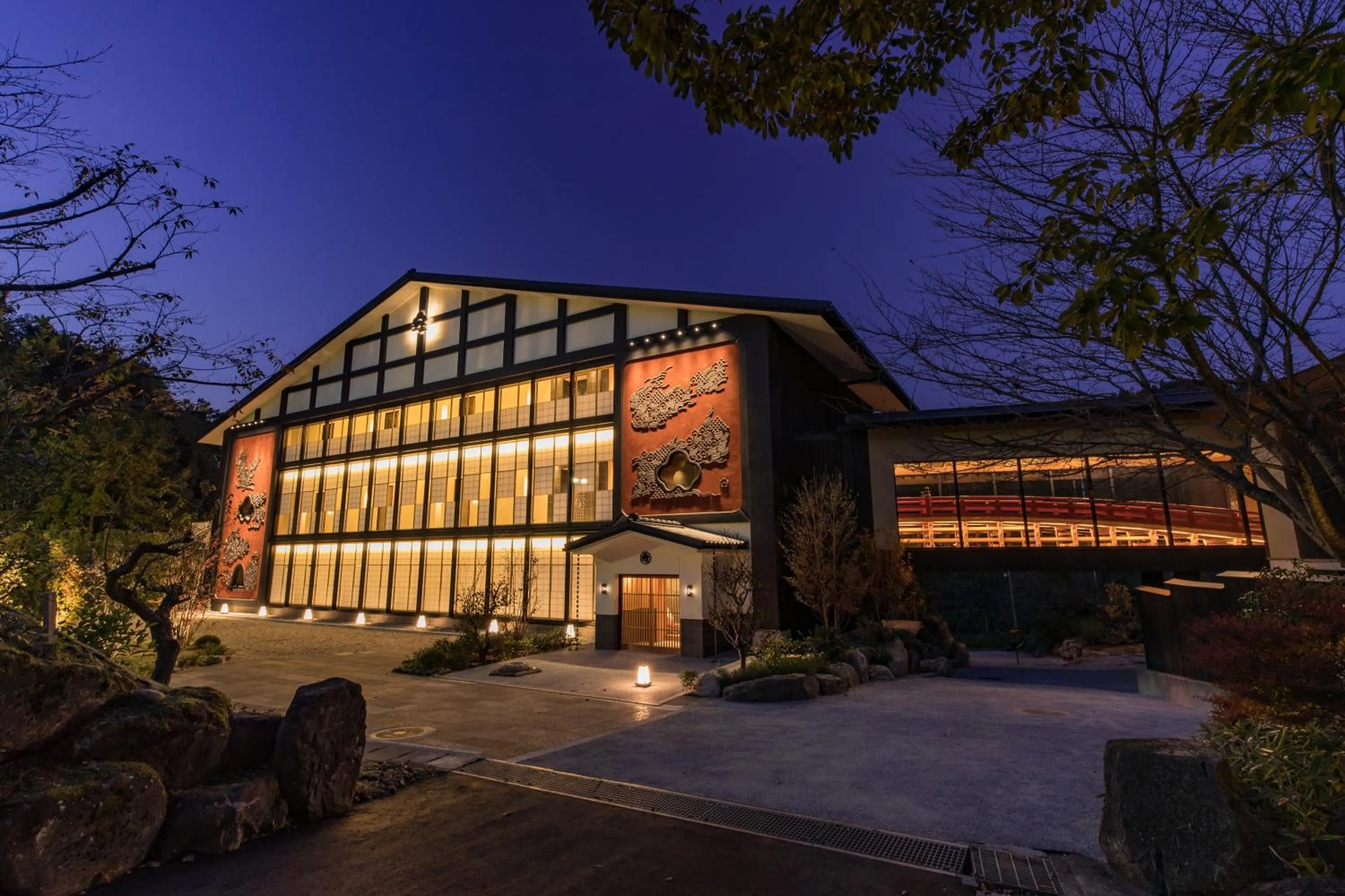 Facade/entrance in Okuhita Onsen Umehibiki