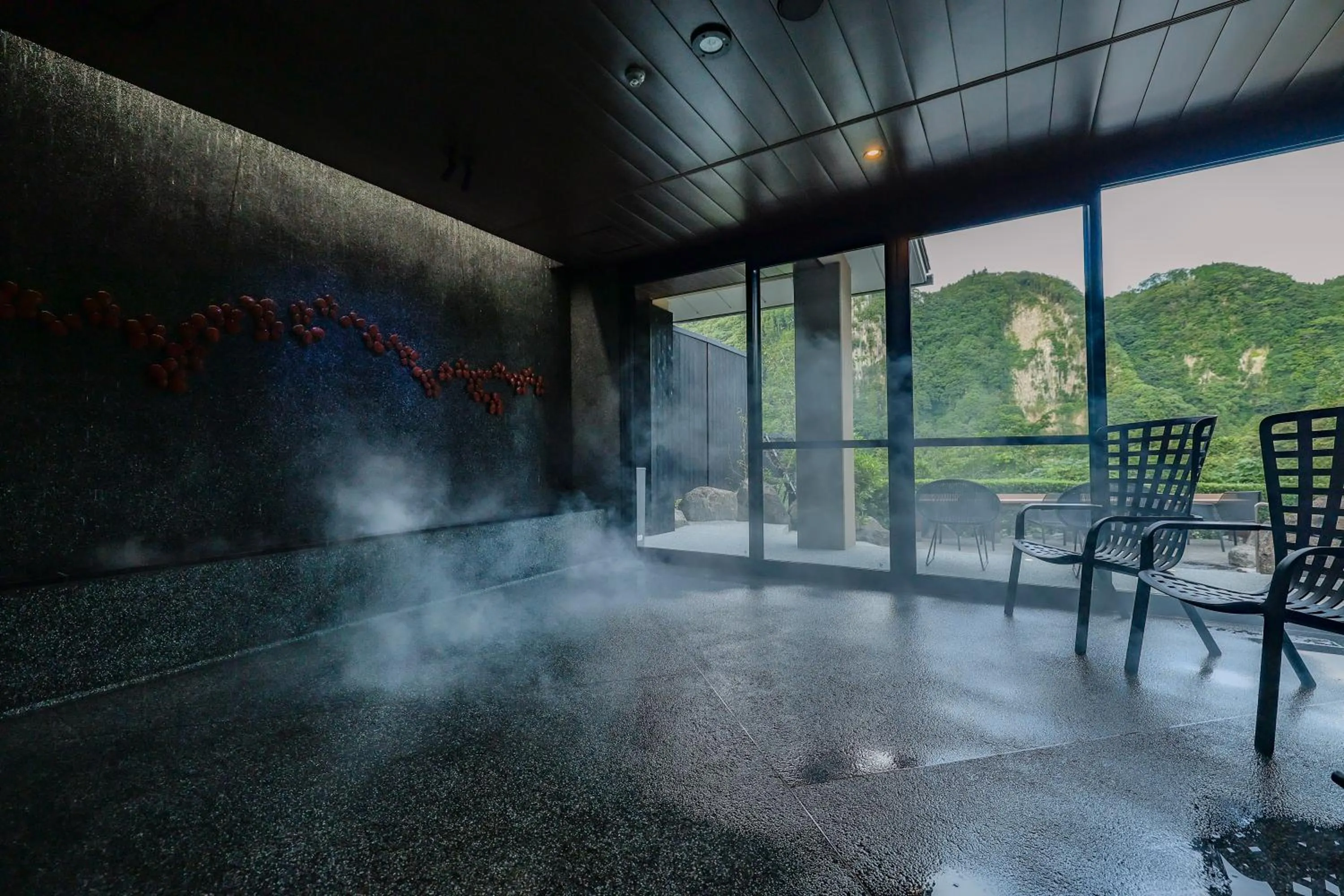 Public Bath in Okuhita Onsen Umehibiki