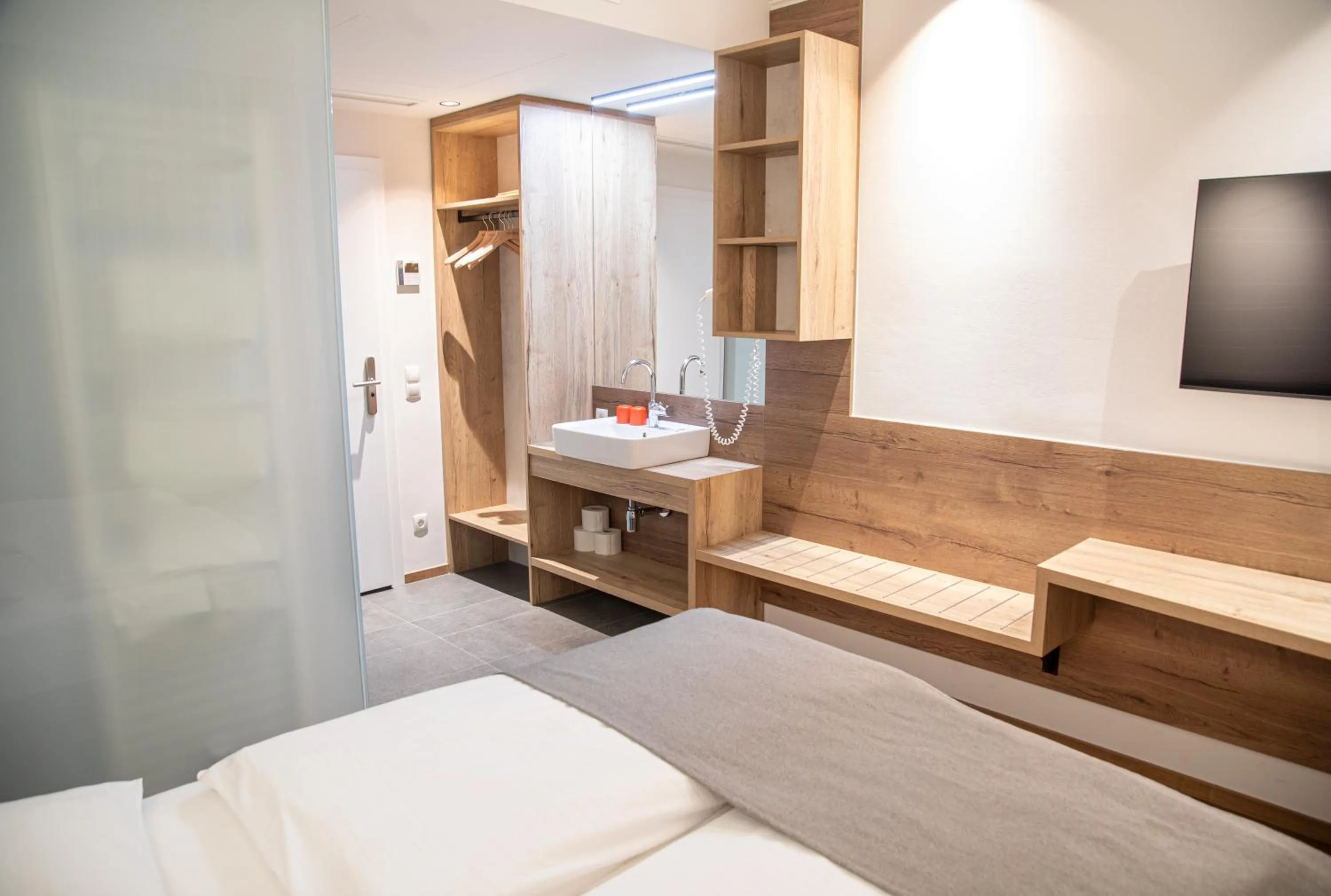 Photo of the whole room, Bed in Hotel Restaurant Auerhahn