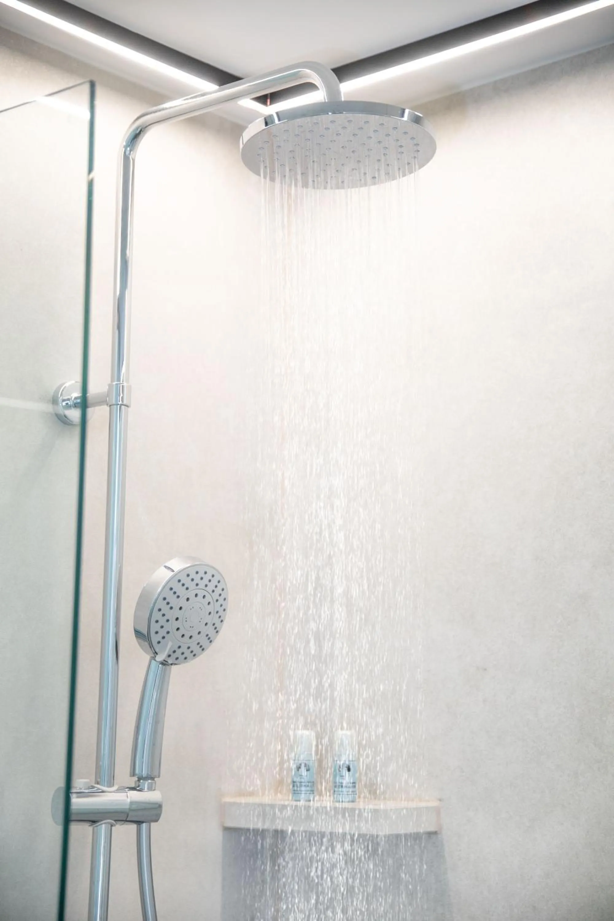 Shower in Hotel Restaurant Auerhahn