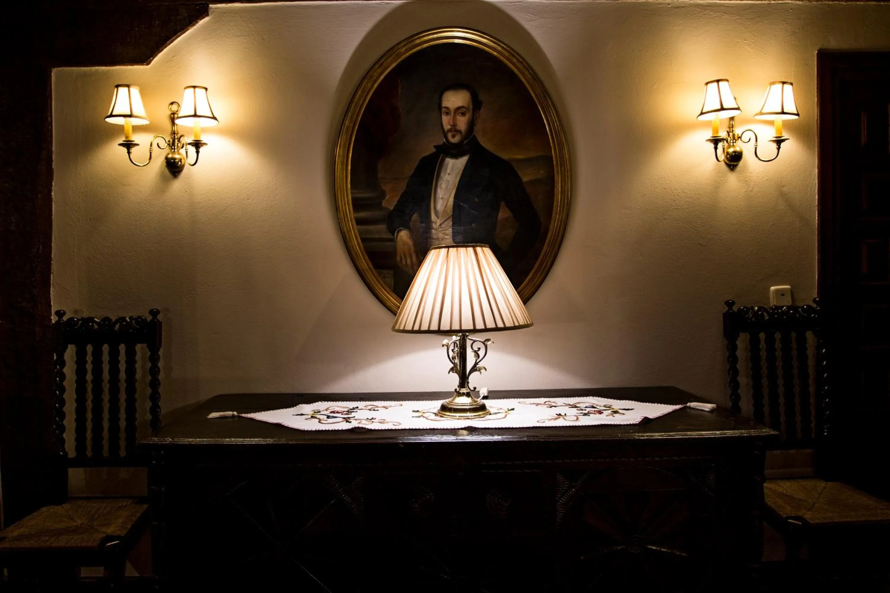 Decorative detail in Hotel Altamira