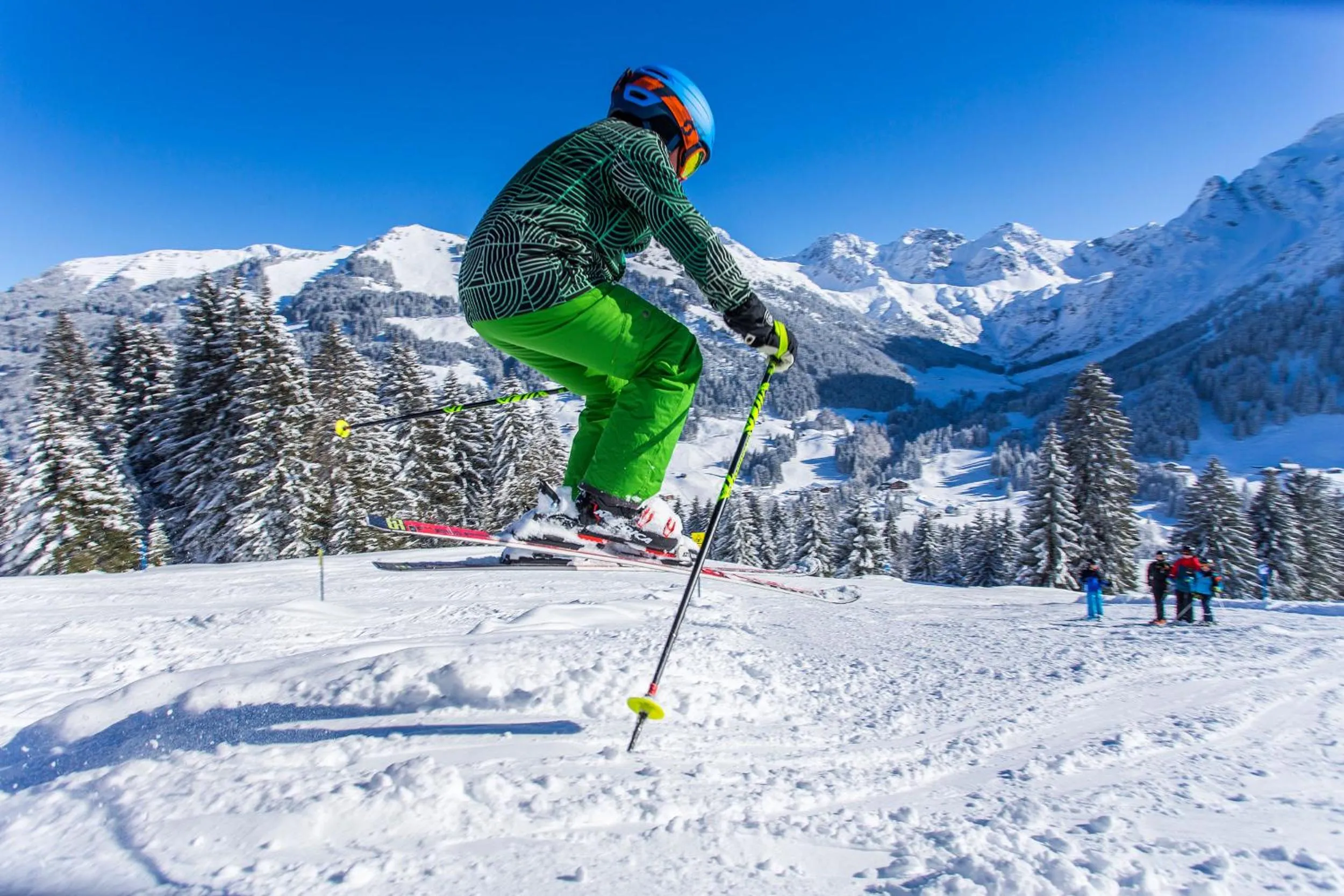 Ski School in Familotel Alphotel