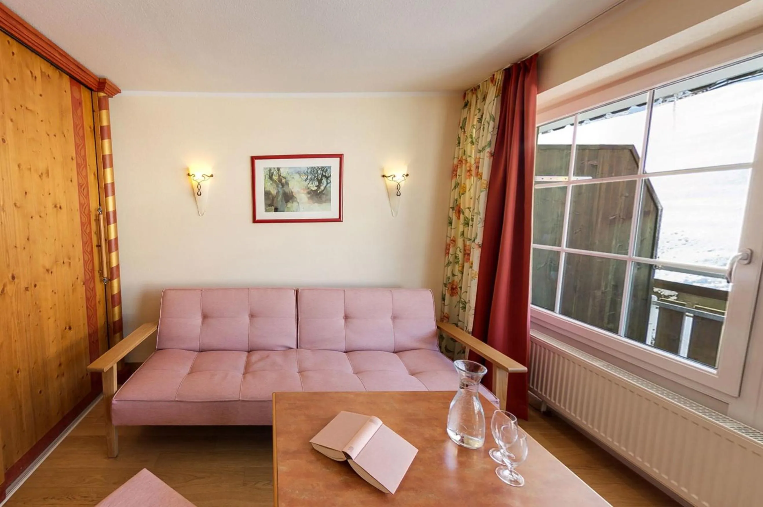 Living room in Familotel Alphotel