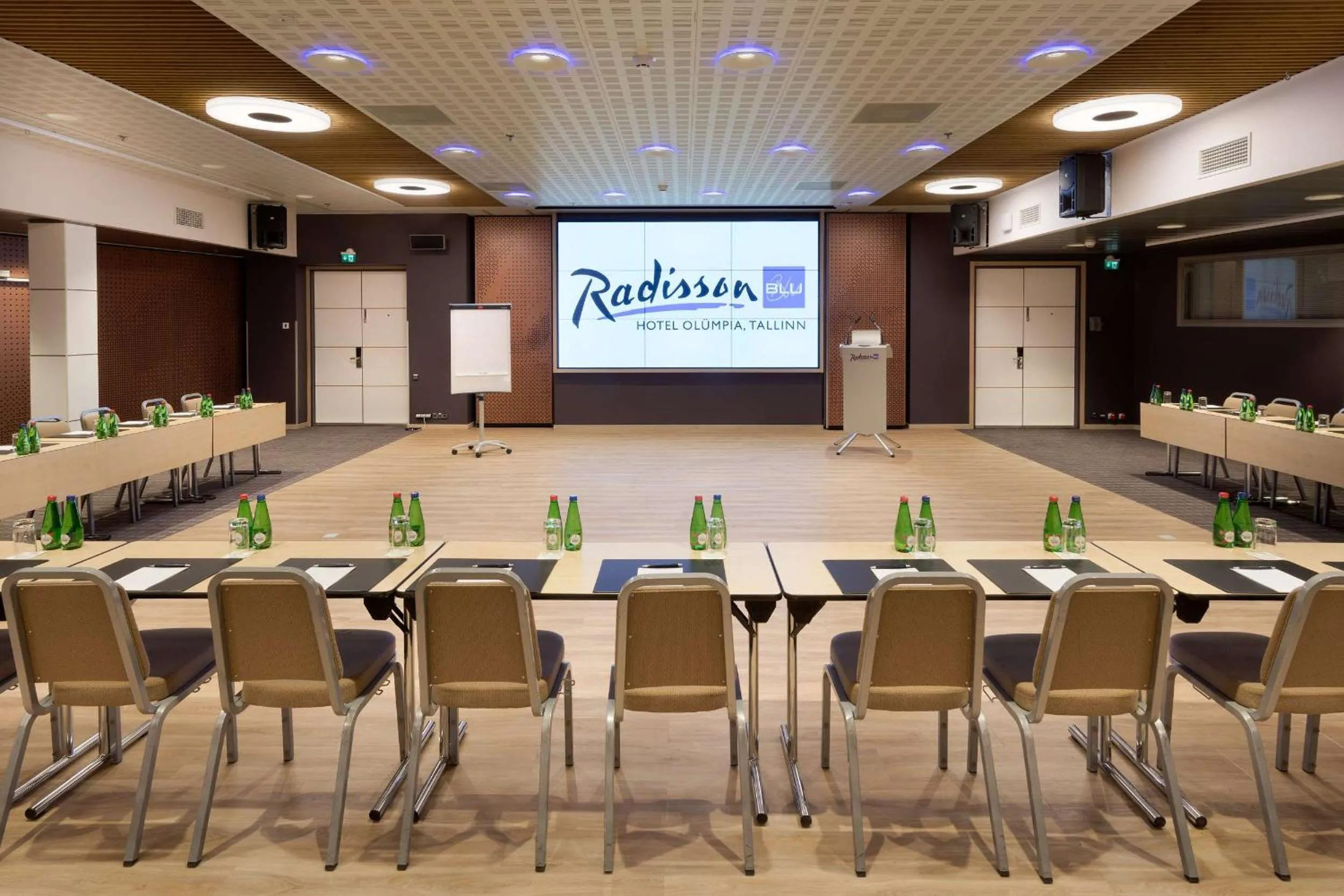 On site in Radisson Blu Hotel Olümpia