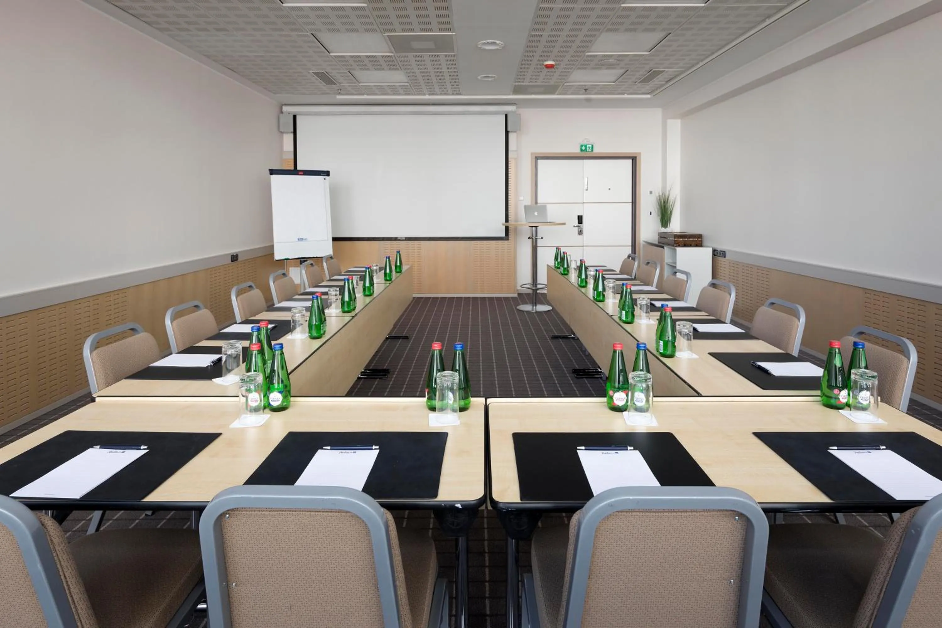 Meeting/conference room in Radisson Blu Hotel Olümpia