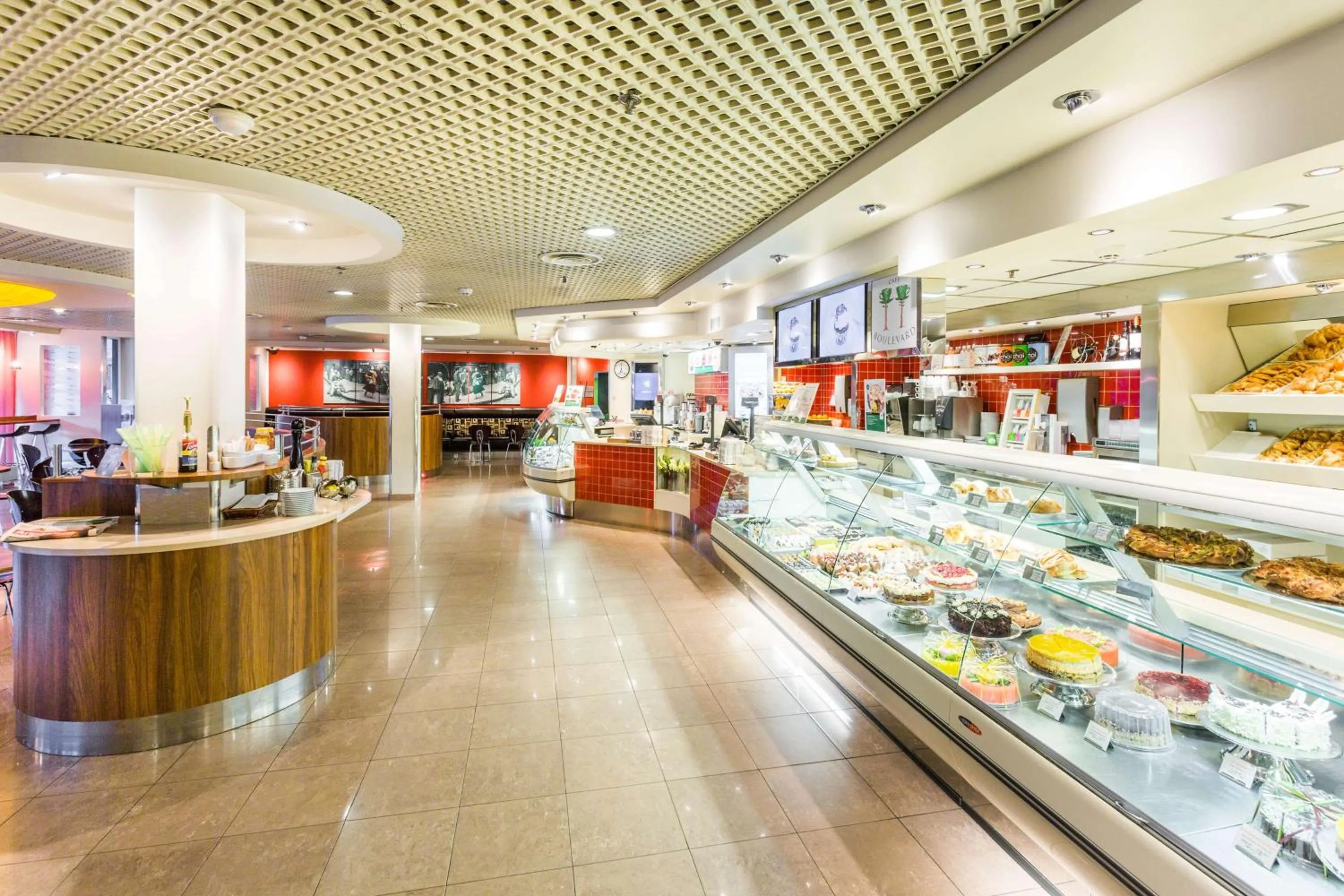 Restaurant/places to eat in Radisson Blu Hotel Olümpia