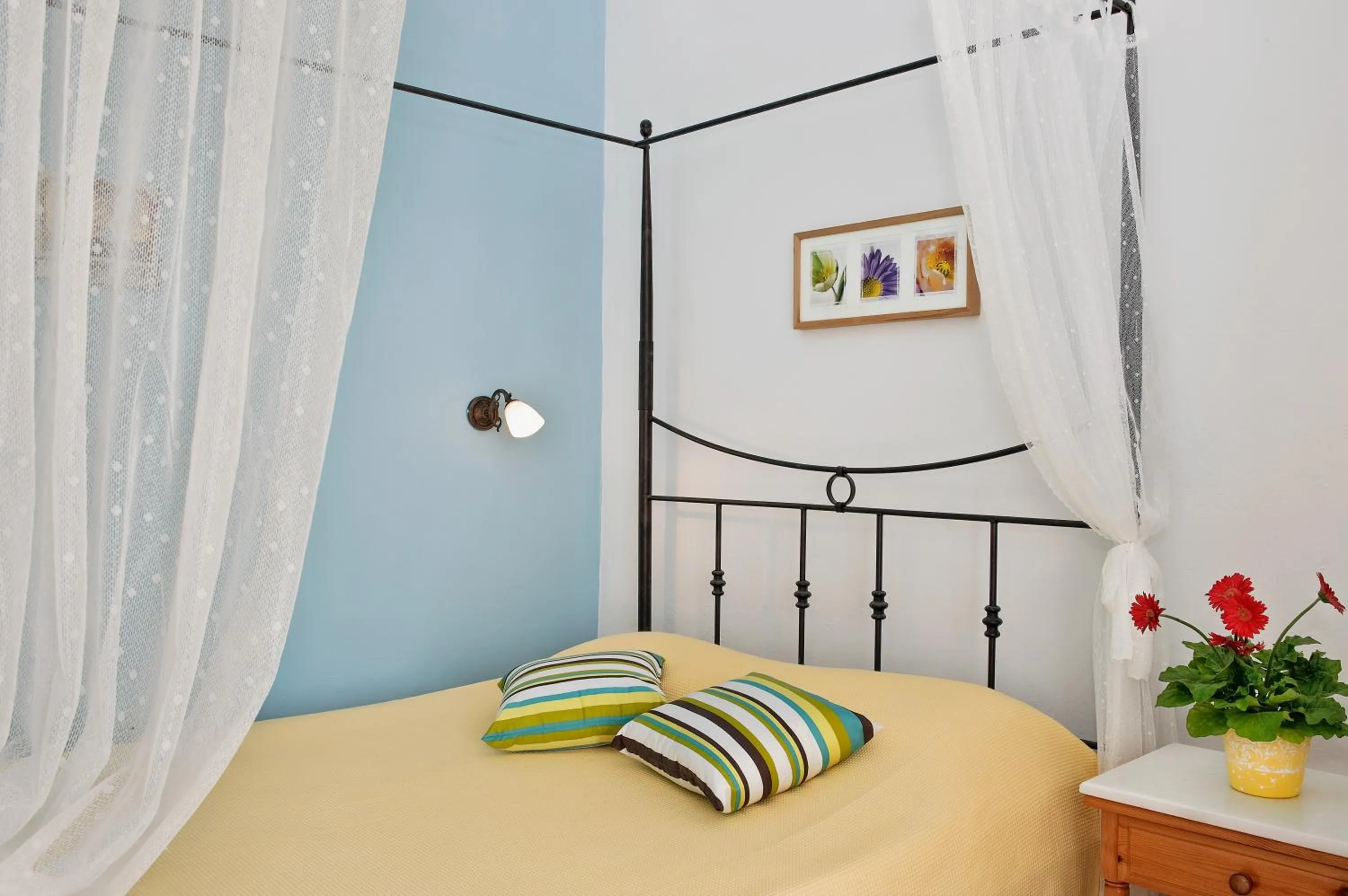 Decorative detail, Bed in Afrodete Hotel