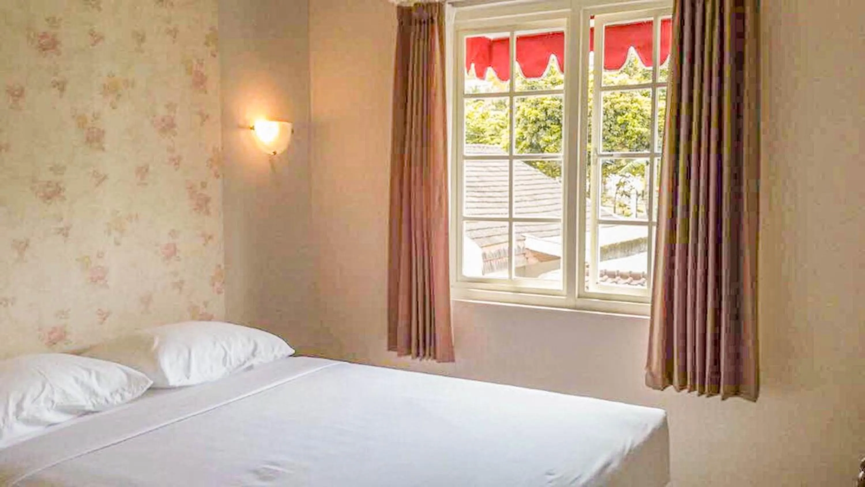 Bed in Rosetta Homestay