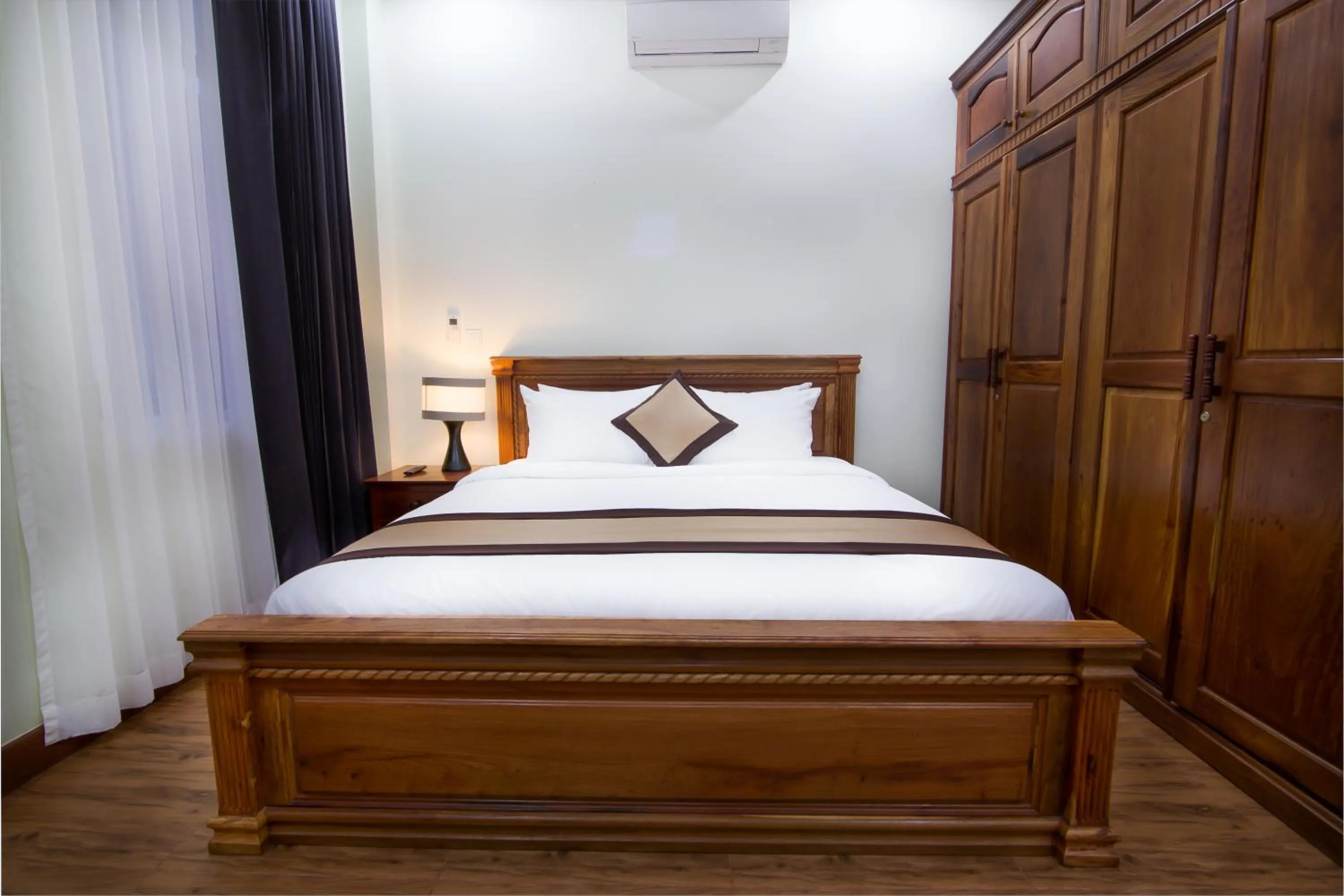 Bedroom, Bed in KT Apartment