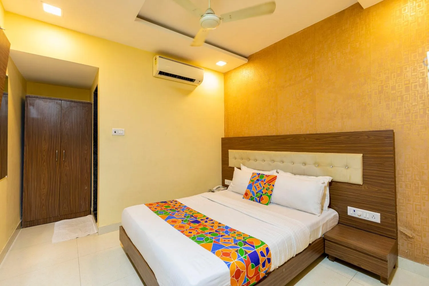 Photo of the whole room in Hotel Elite 59