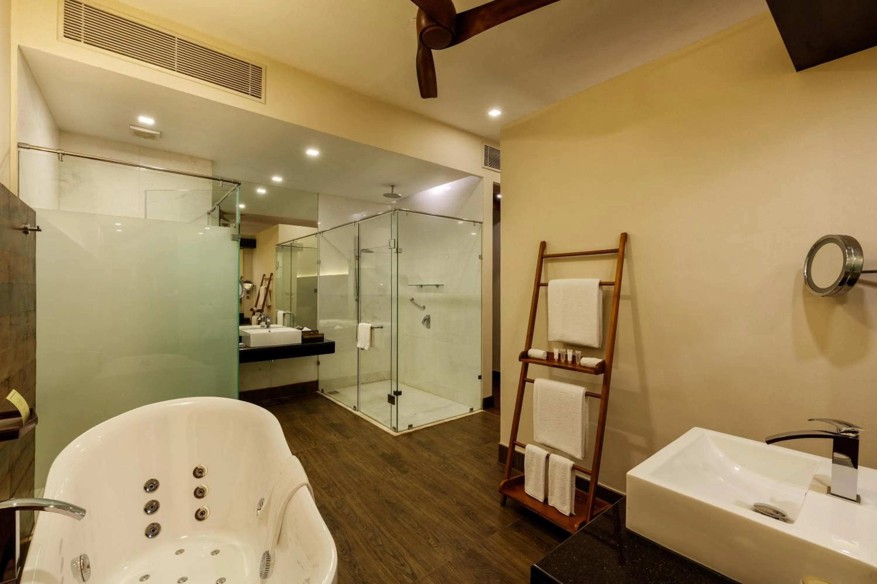 Bathroom in The Fortress Resort & Spa Galle