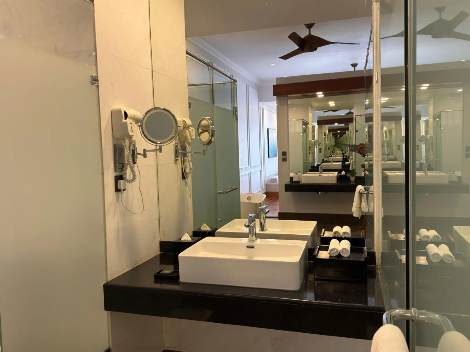 Bathroom in The Fortress Resort & Spa Galle