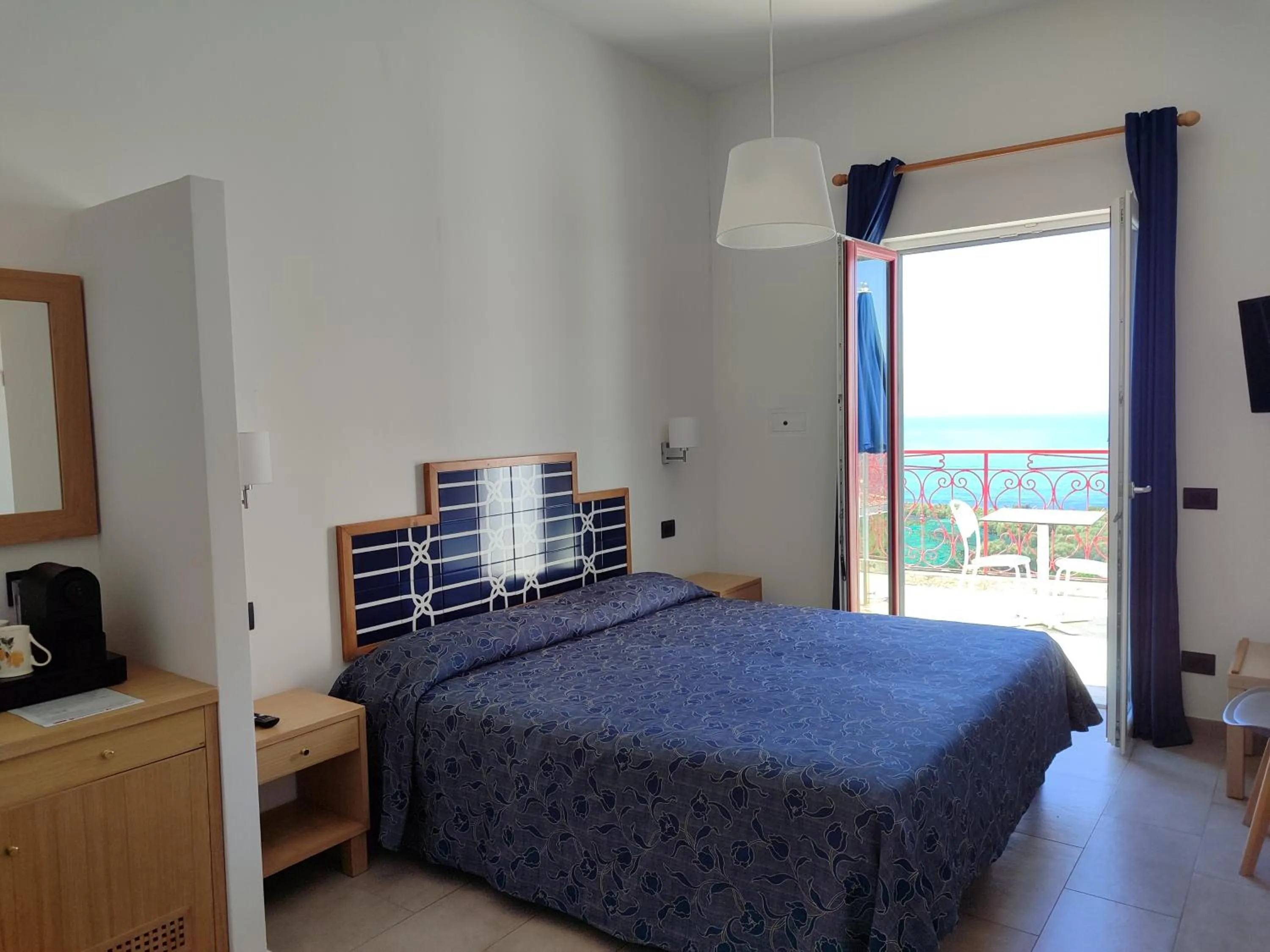 Bedroom, Bed in Hotel Dania