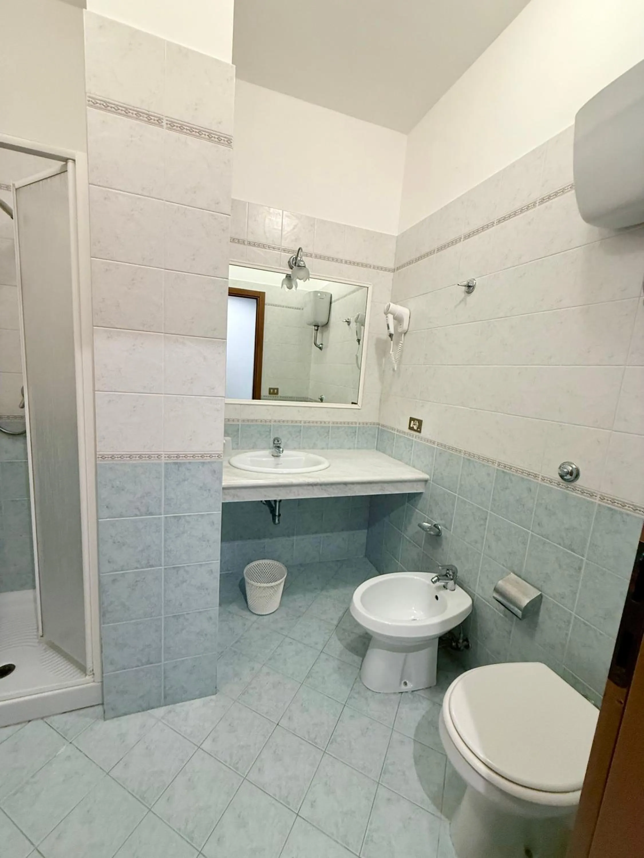 Bathroom in Hotel Dania