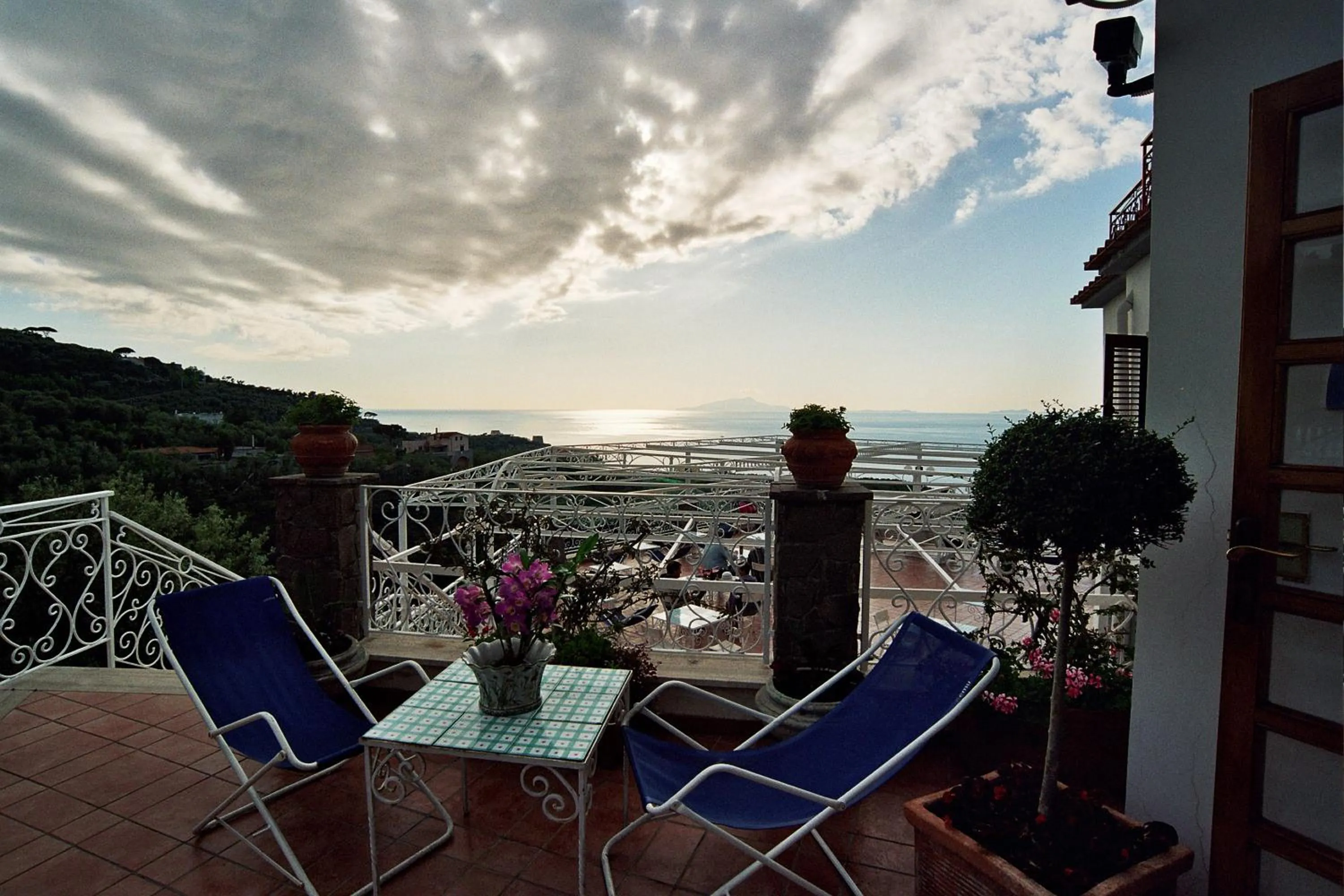 Facade/entrance in Hotel Dania