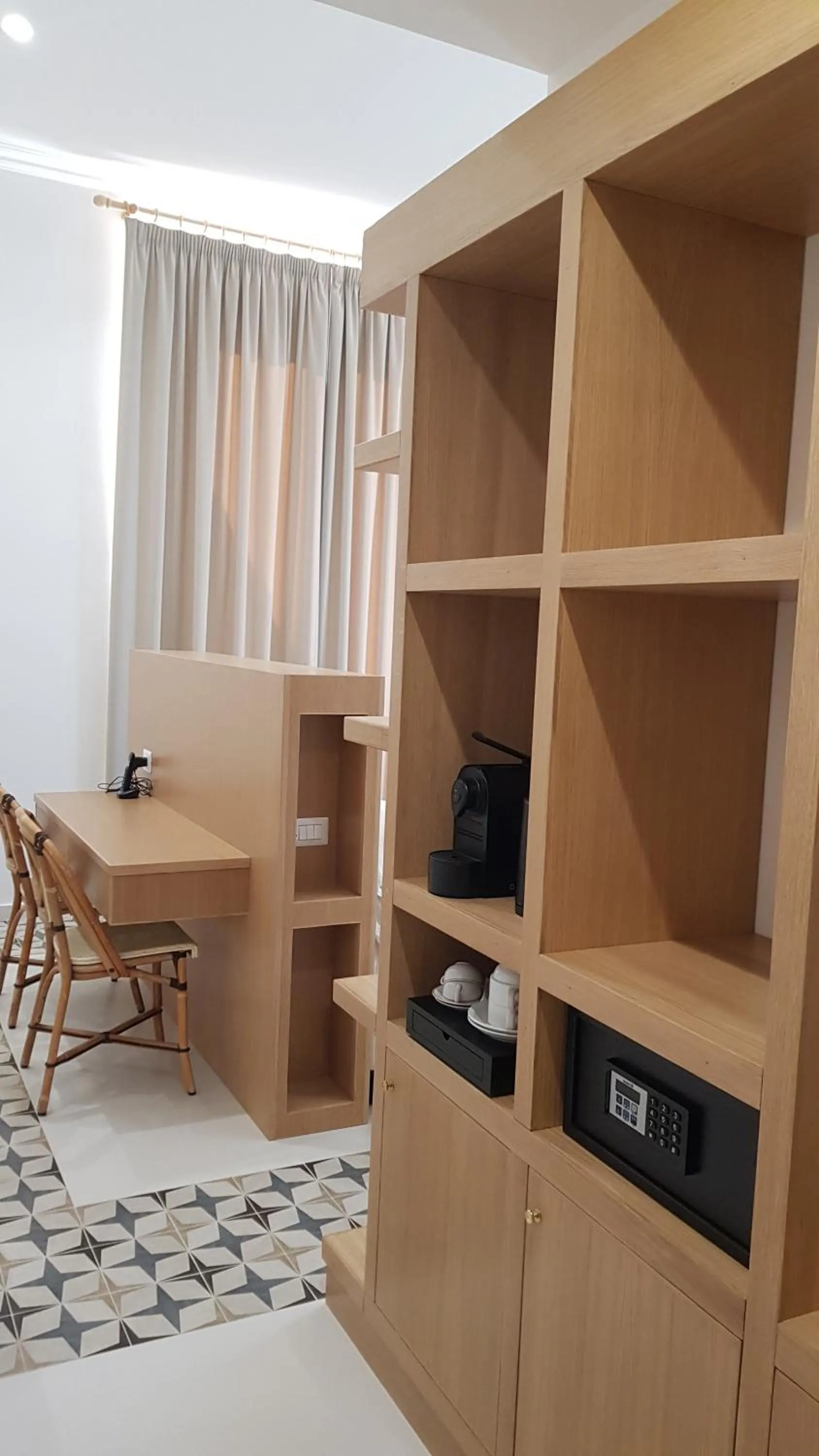 Coffee/tea facilities in Hotel Dania