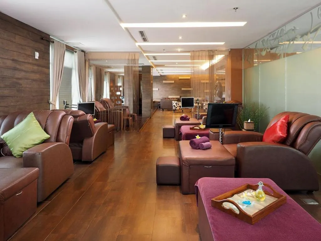 Grand City Hall Hotel & Serviced Residences