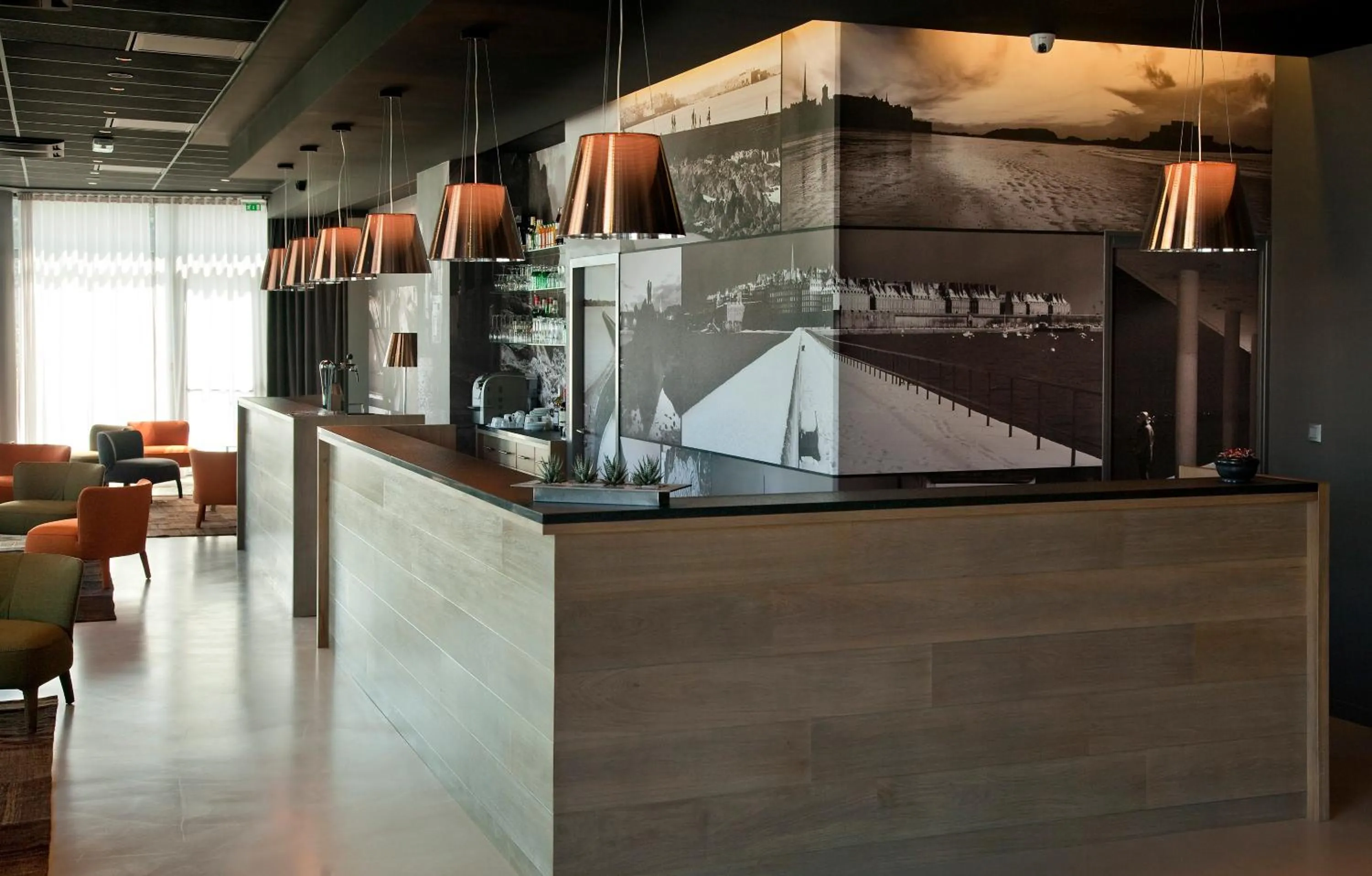 Lounge or bar in Mercure Saint Malo Balmoral