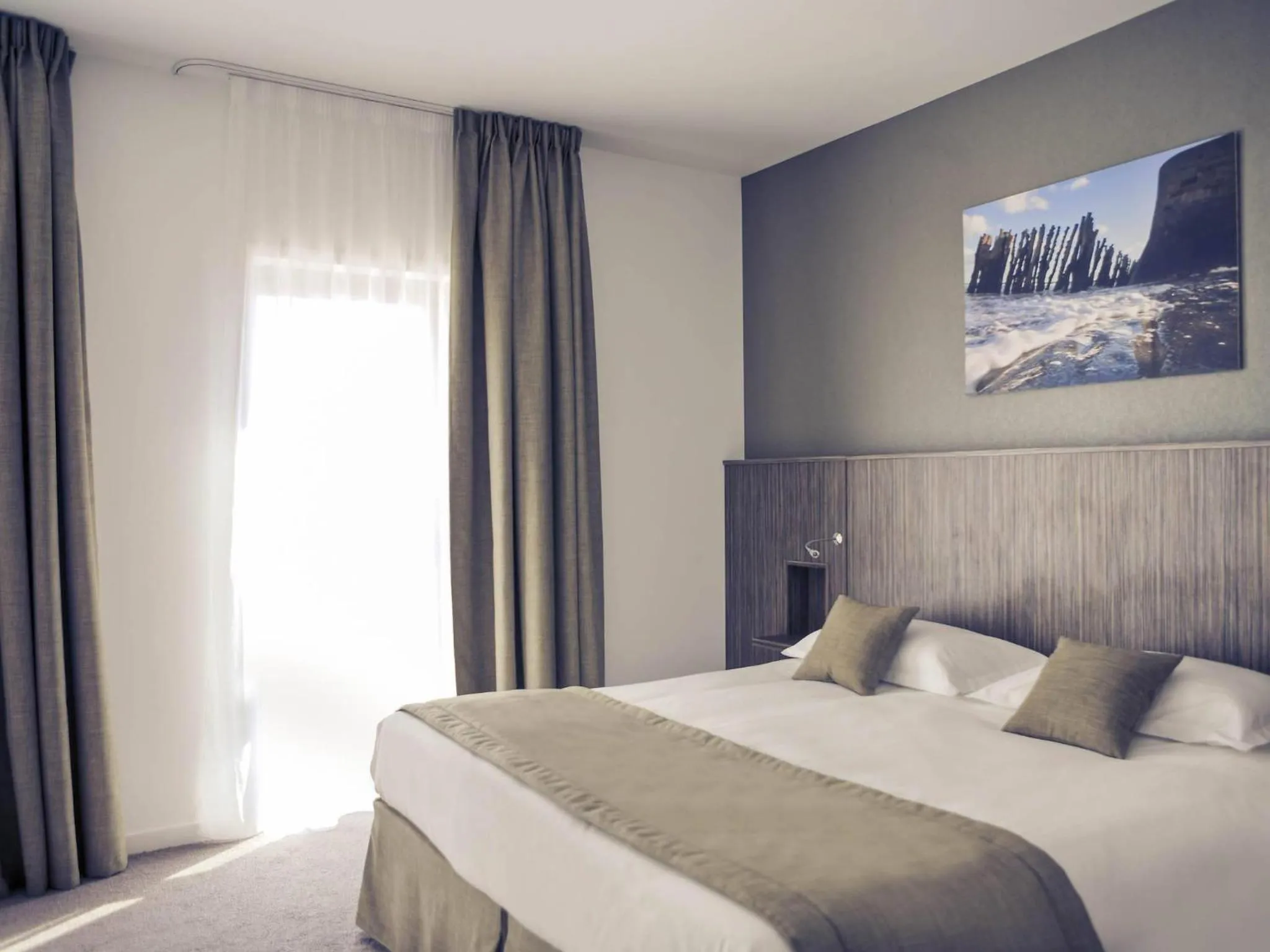 Superior Double Room in Mercure Saint Malo Balmoral