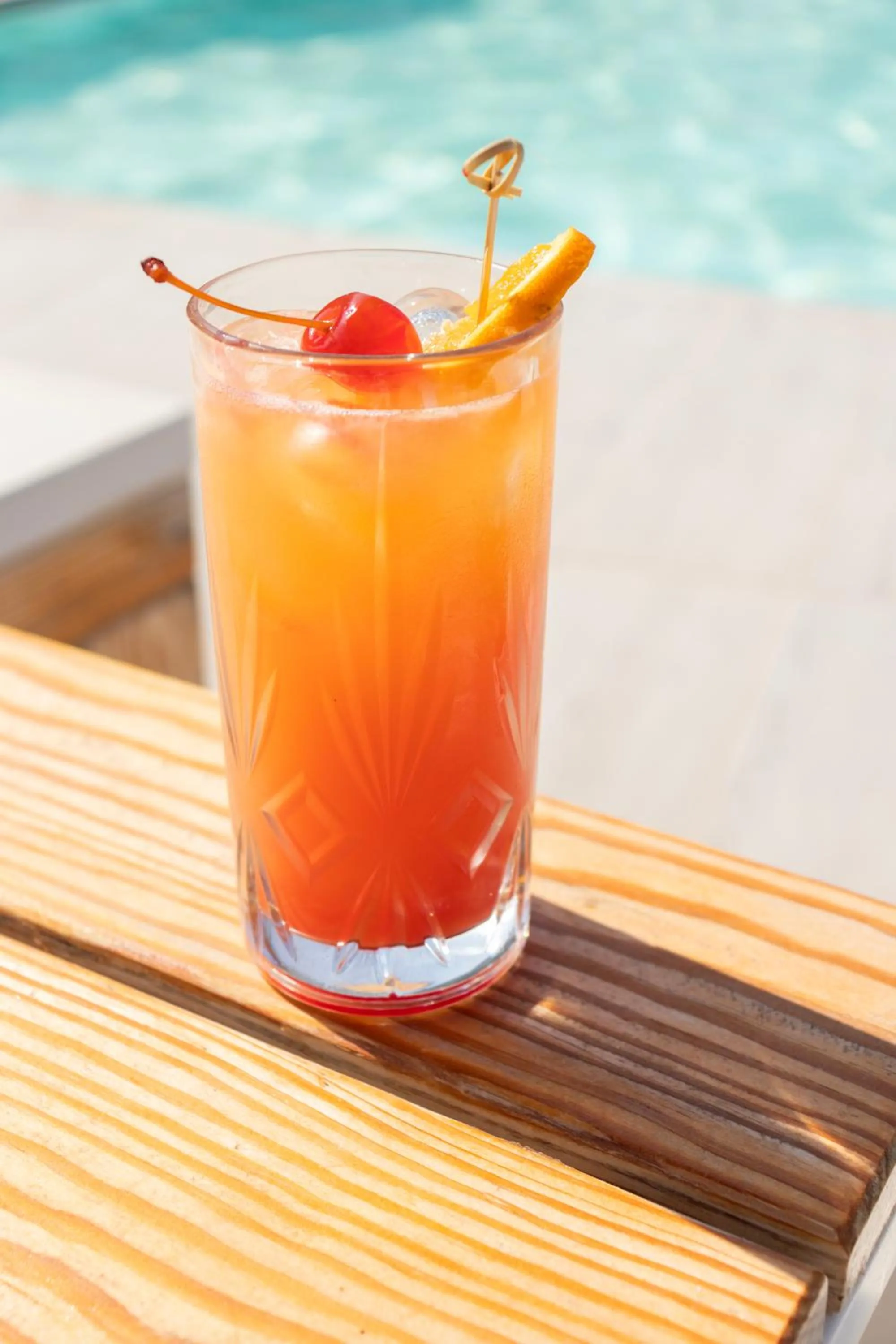 Restaurant/places to eat in Casa Vitae Suites