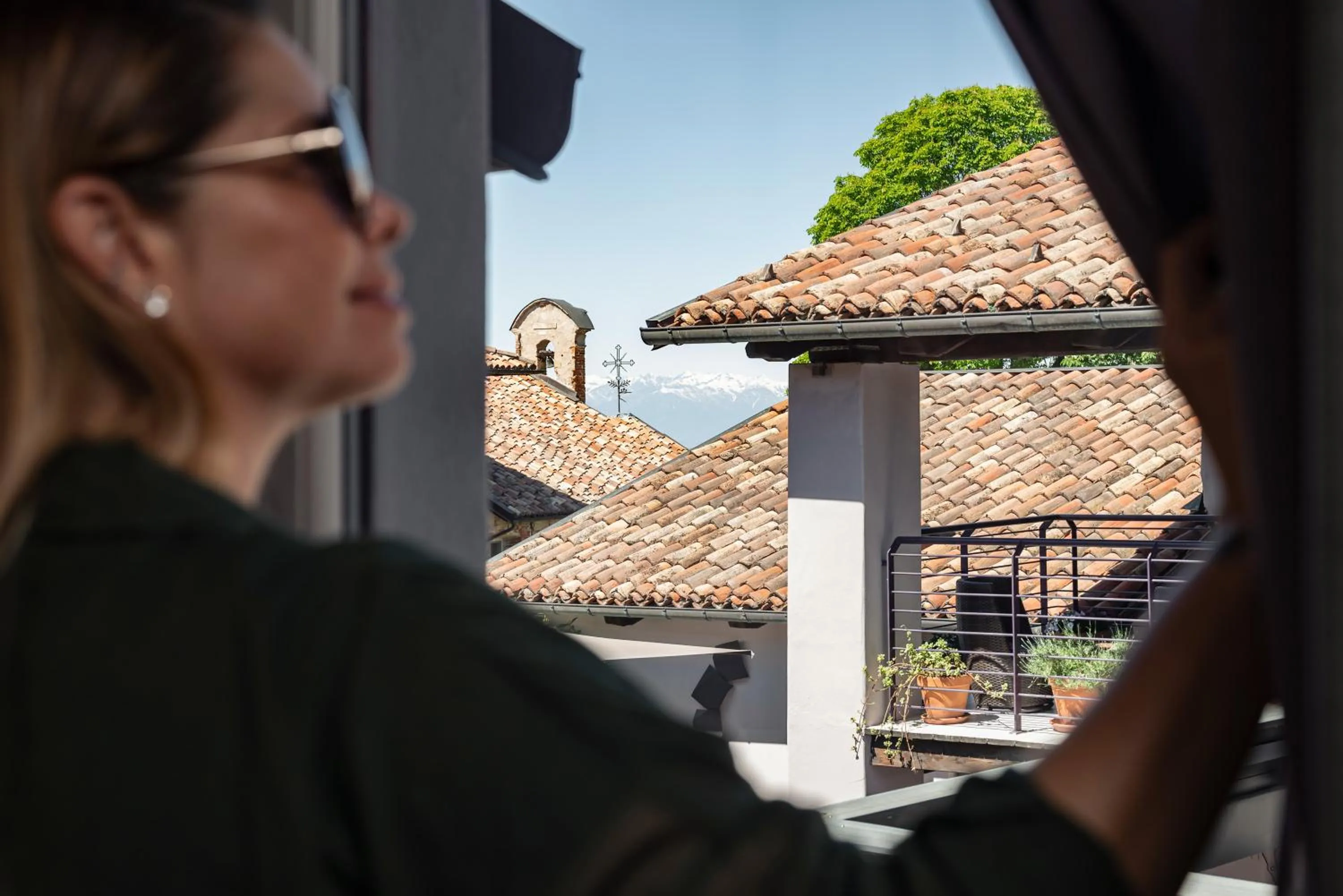 Inner courtyard view in Uve Rooms & Wine Bar