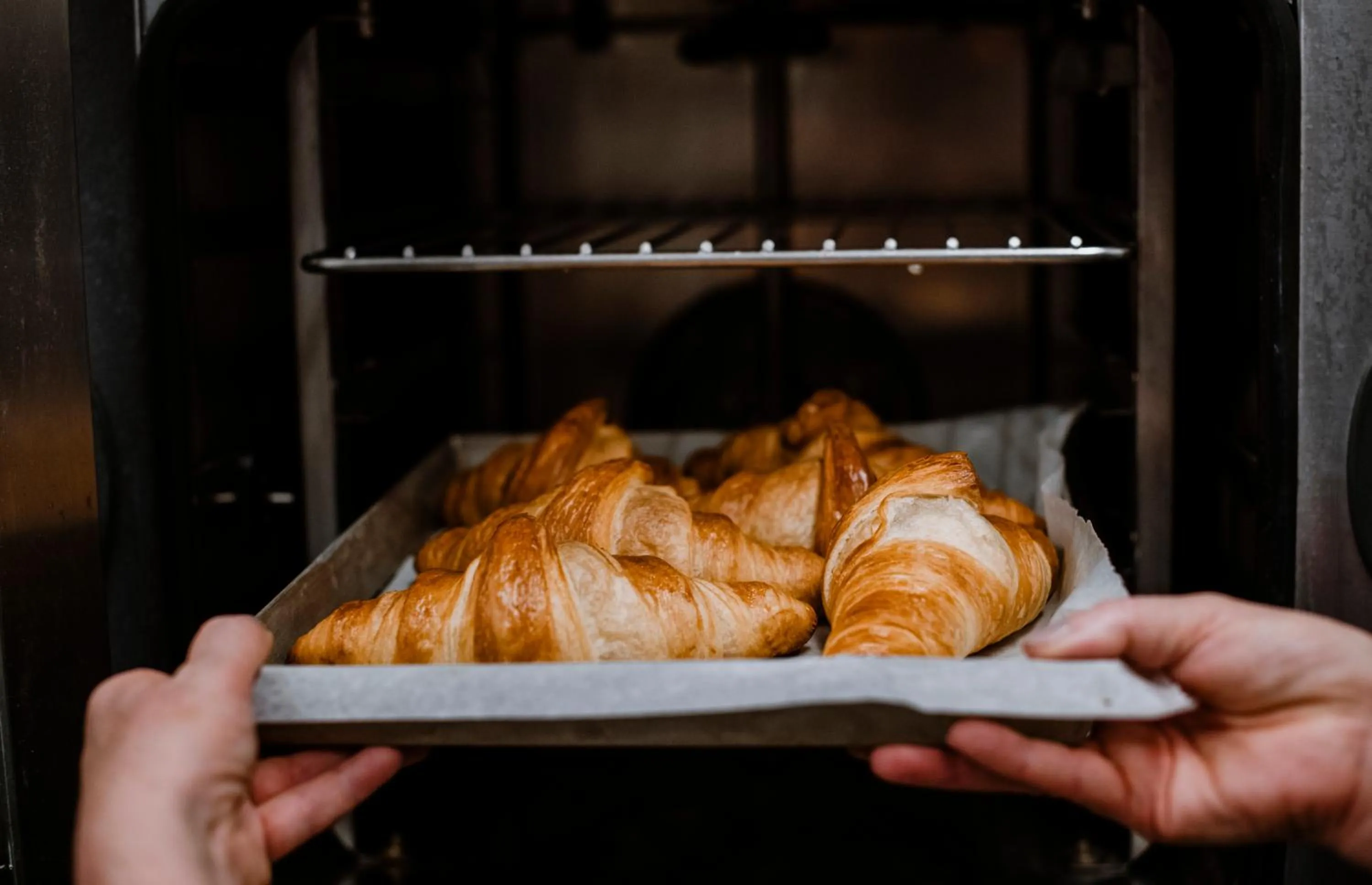 Breakfast in Uve Rooms & Wine Bar